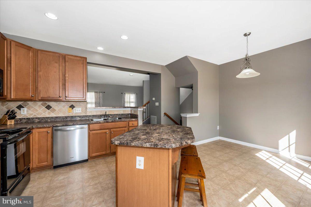 BROOKFIELD ON THE POTOMAC - Residential