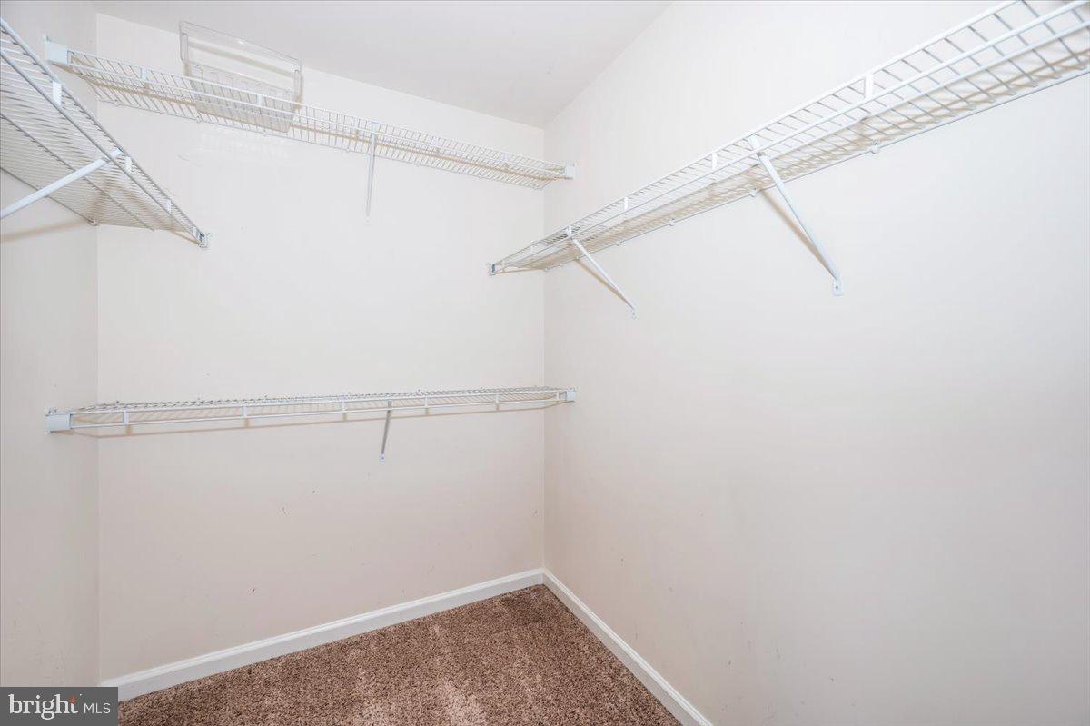 BROOKFIELD ON THE POTOMAC - Residential