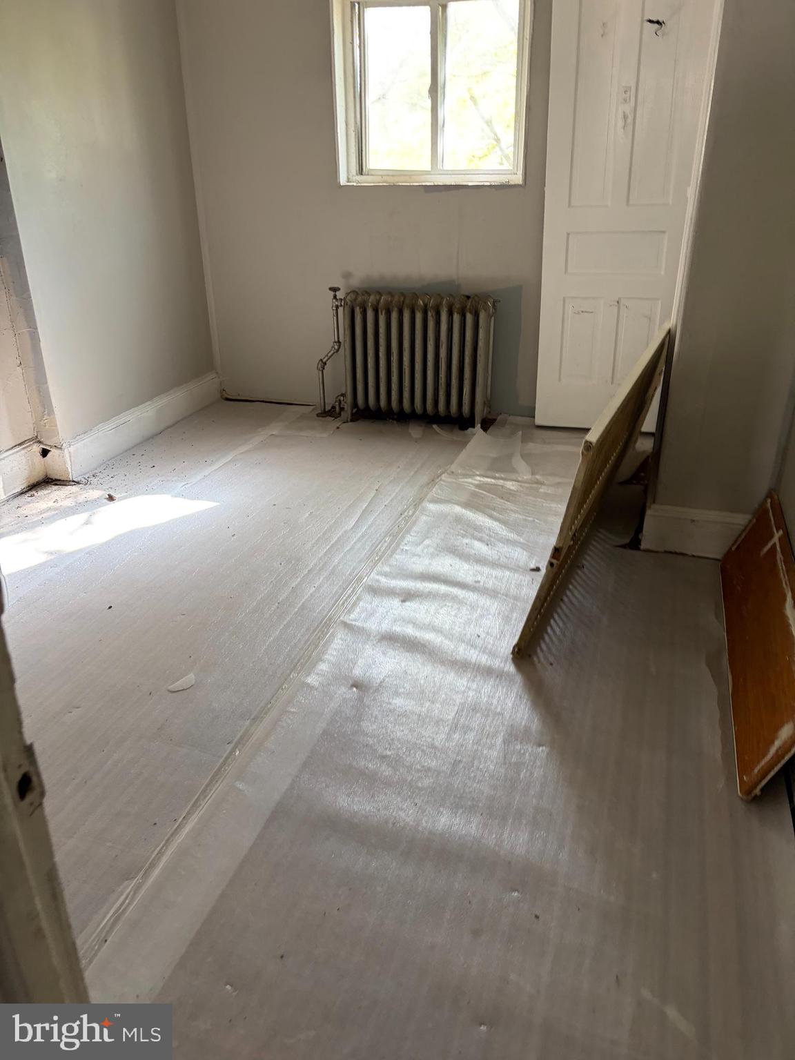 KENSINGTON - Residential