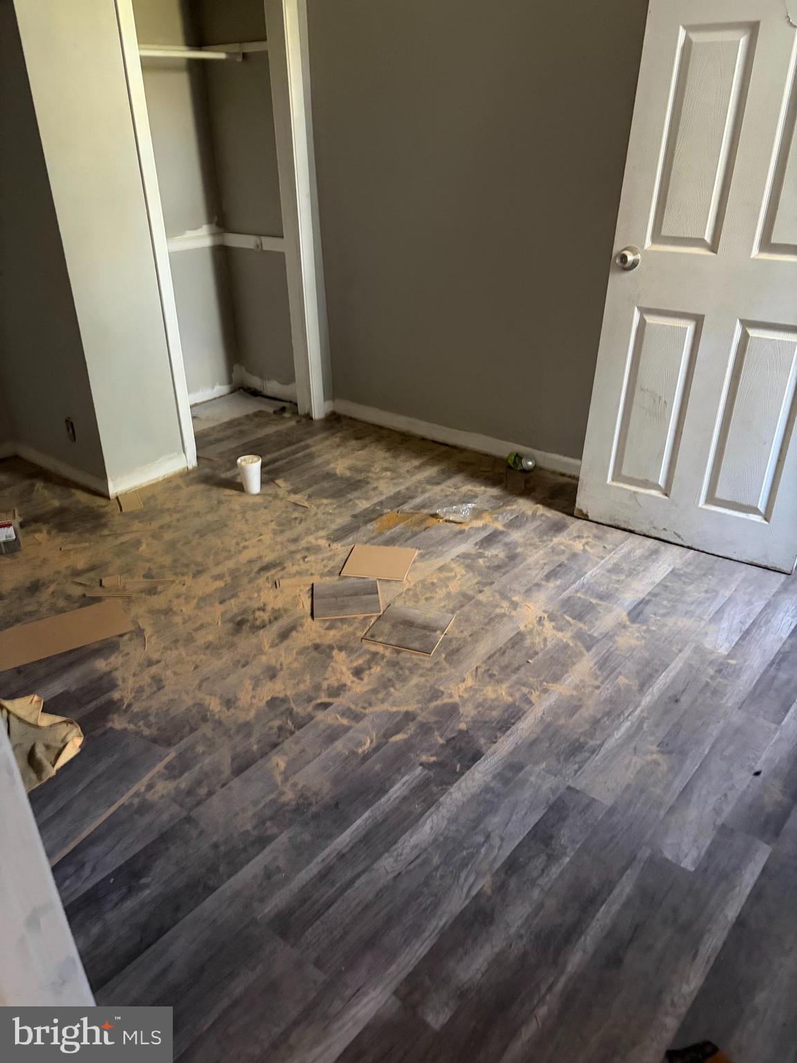 KENSINGTON - Residential