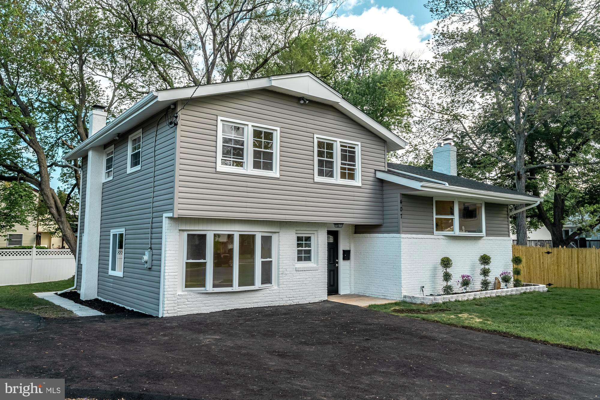 407 BRUCE TERRACE