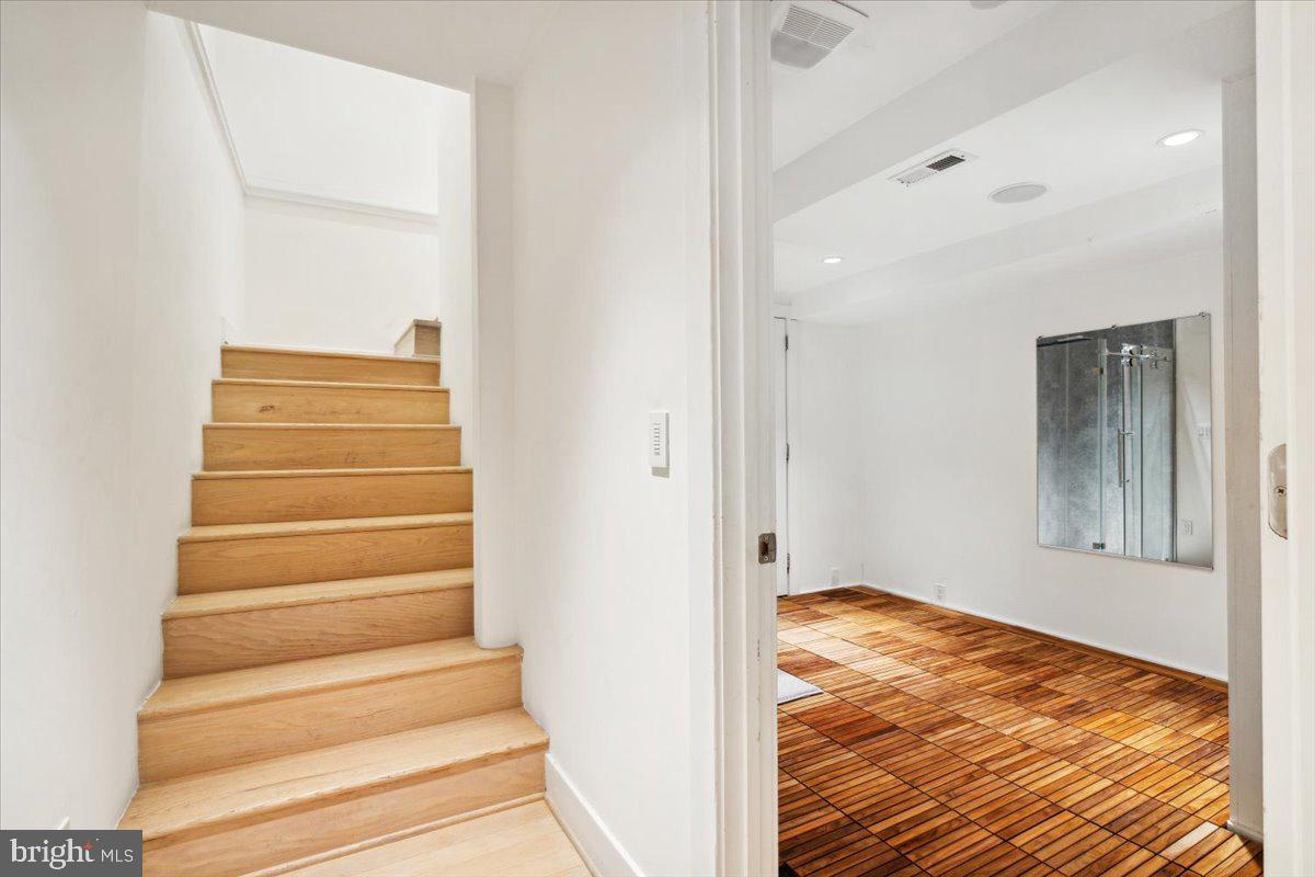 FOREST GLEN - Residential