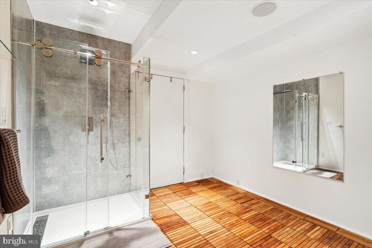 FOREST GLEN - Residential