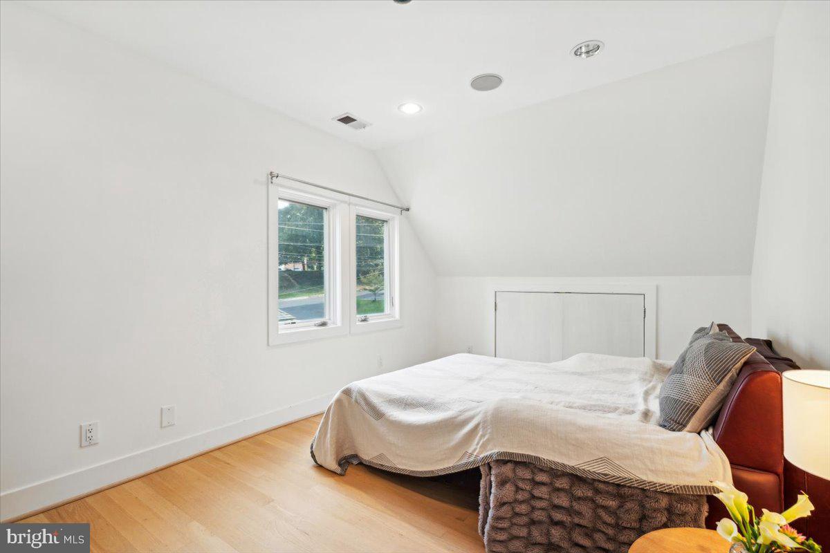 FOREST GLEN - Residential