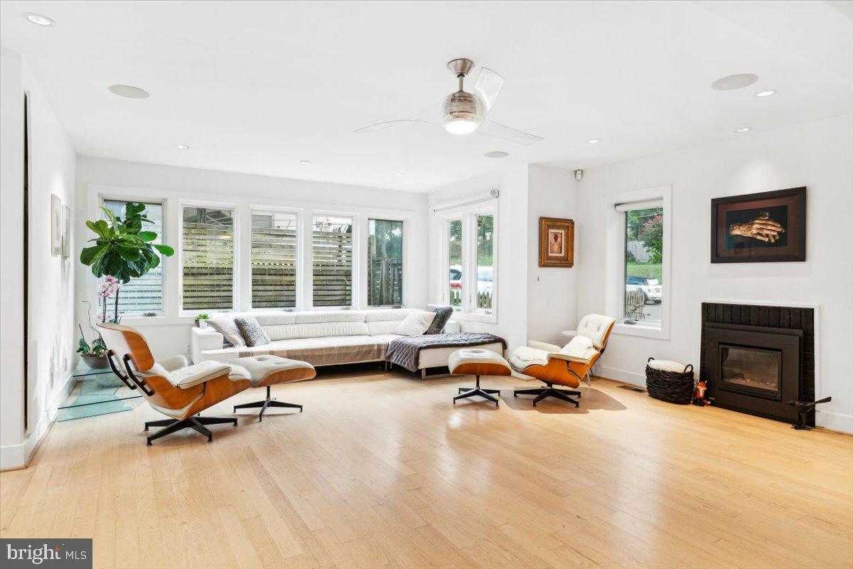 FOREST GLEN - Residential