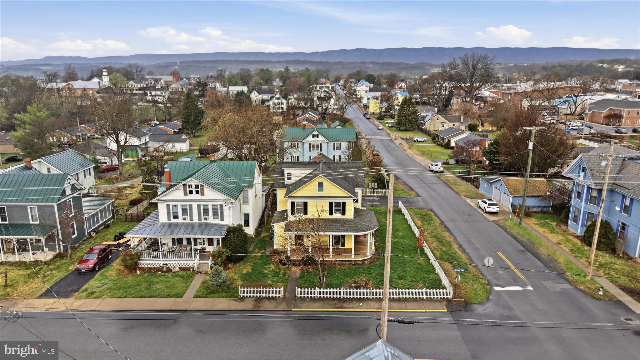 STRASBURG - Residential