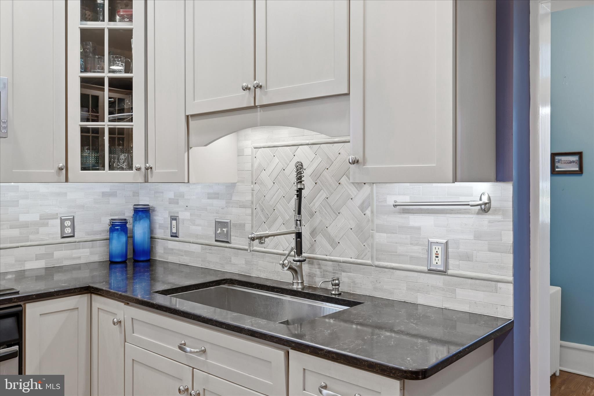 STRASBURG - Residential