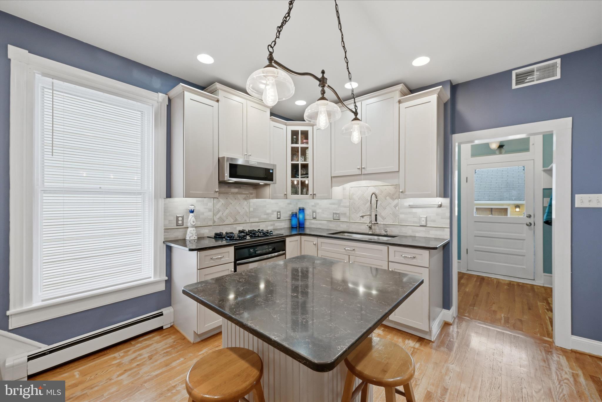 STRASBURG - Residential