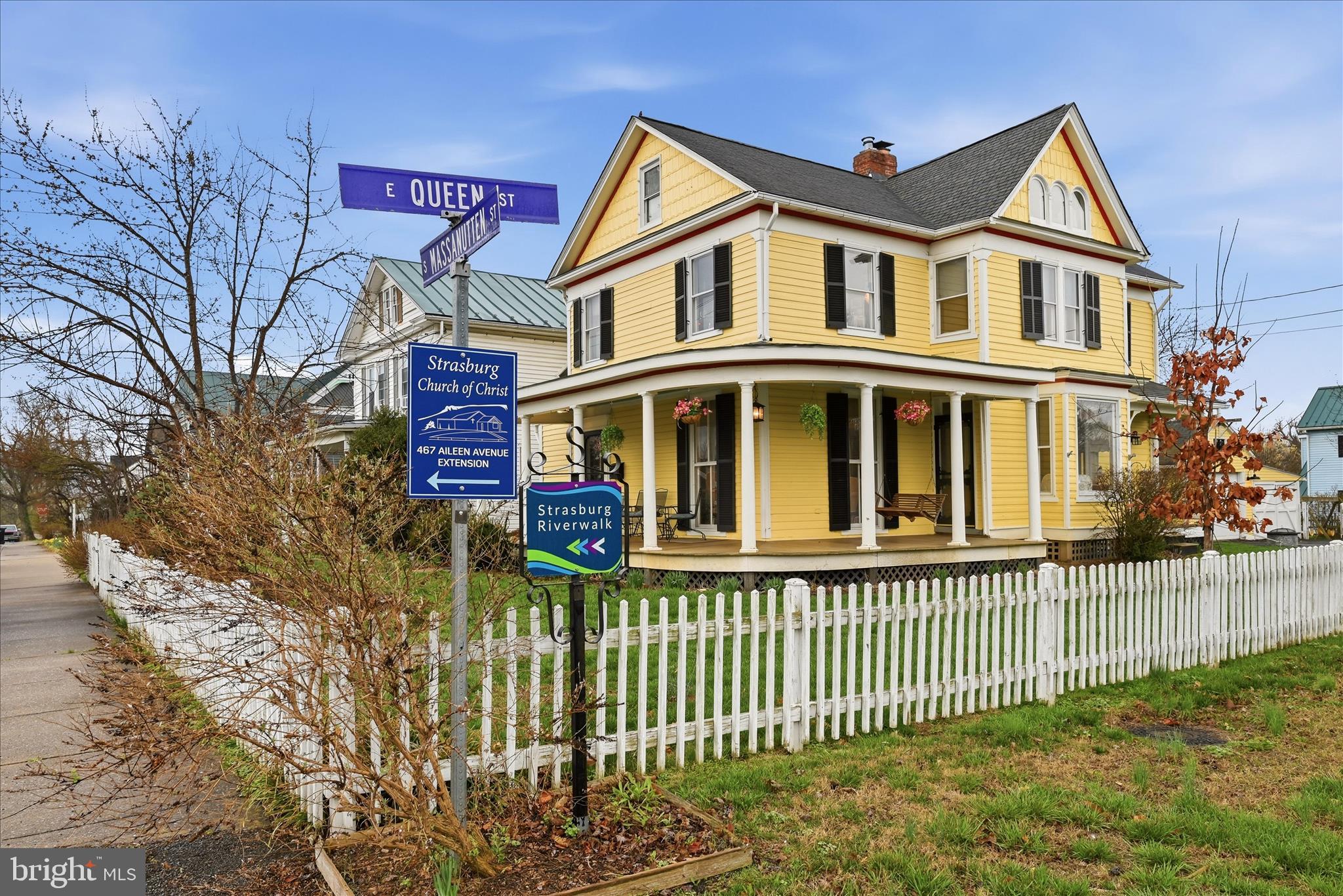 220 S MASSANUTEN STREET