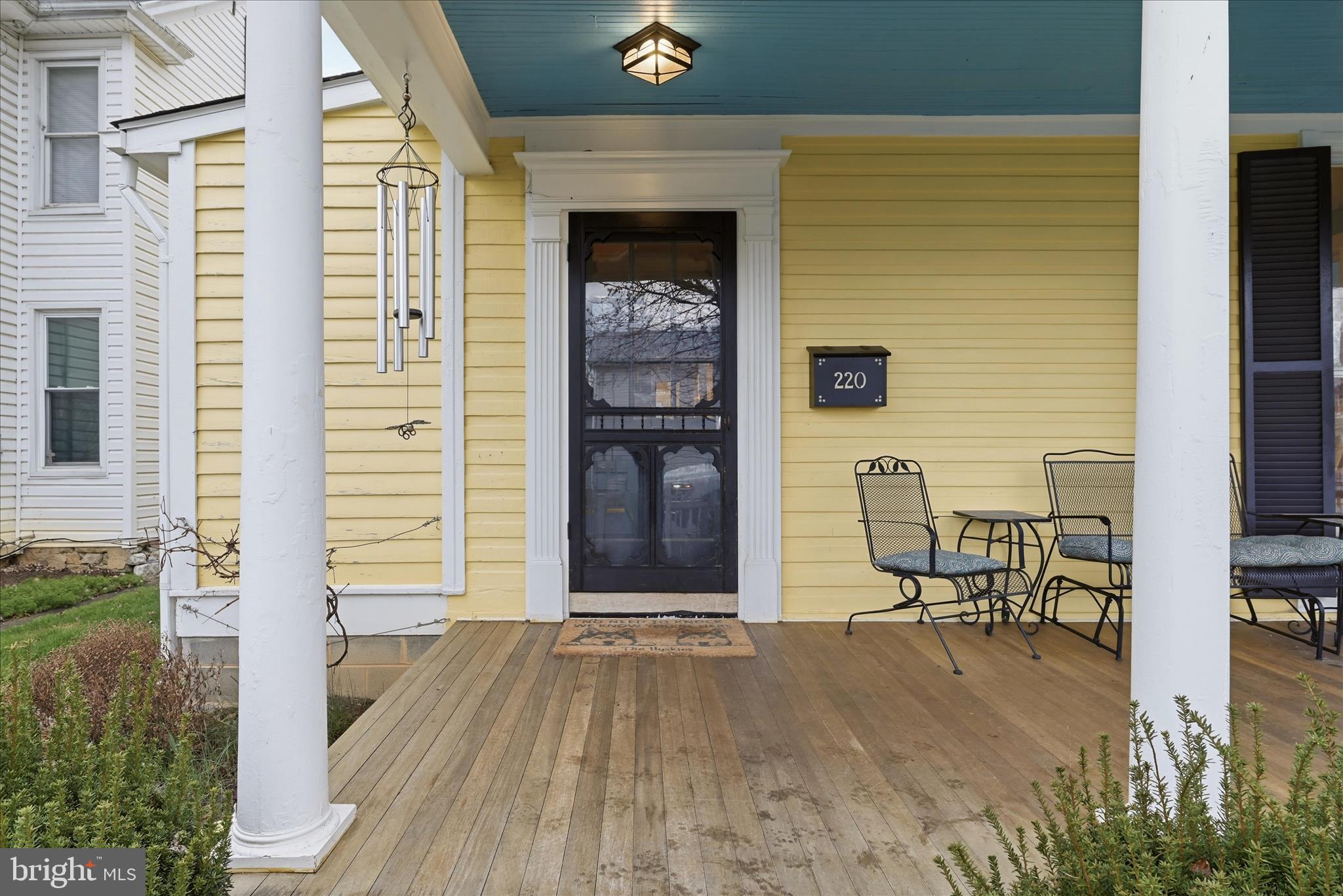 220 S MASSANUTEN STREET