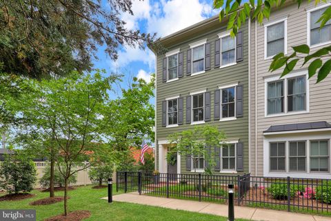 1353 POWHATAN STREET ALEXANDRIA VA 22314