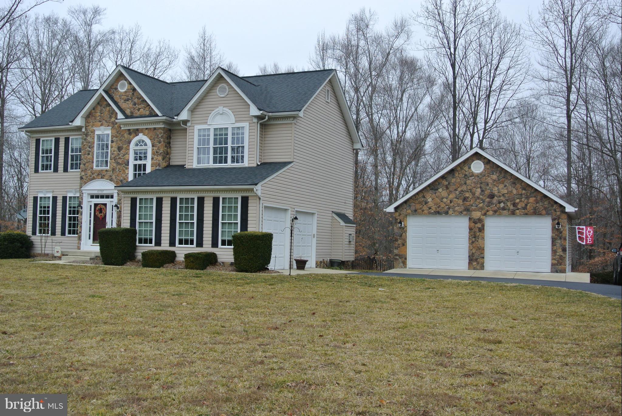 CASTLE CREST ESTATES - Residential