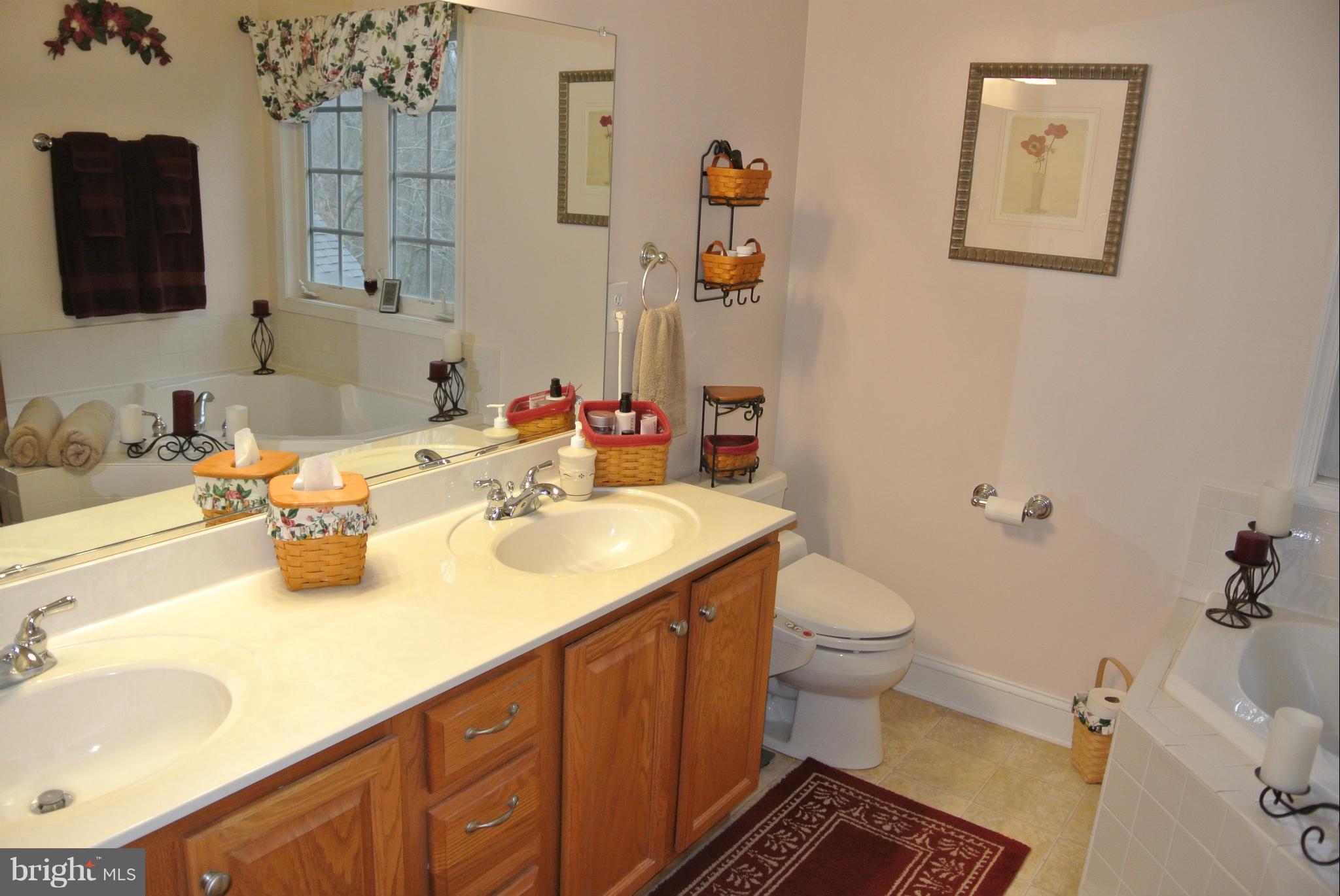 CASTLE CREST ESTATES - Residential