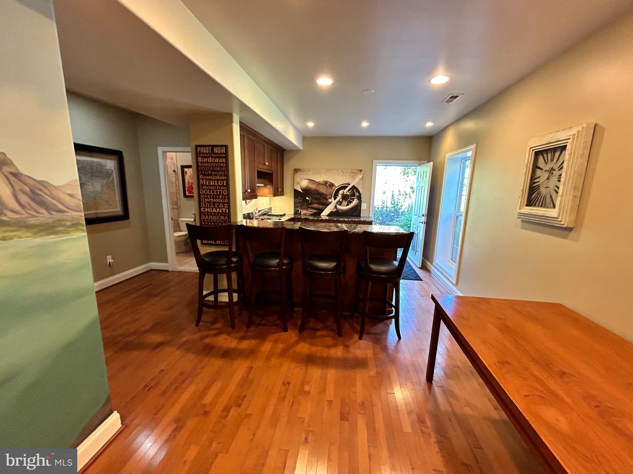 COVENANT CREEK - Residential Lease