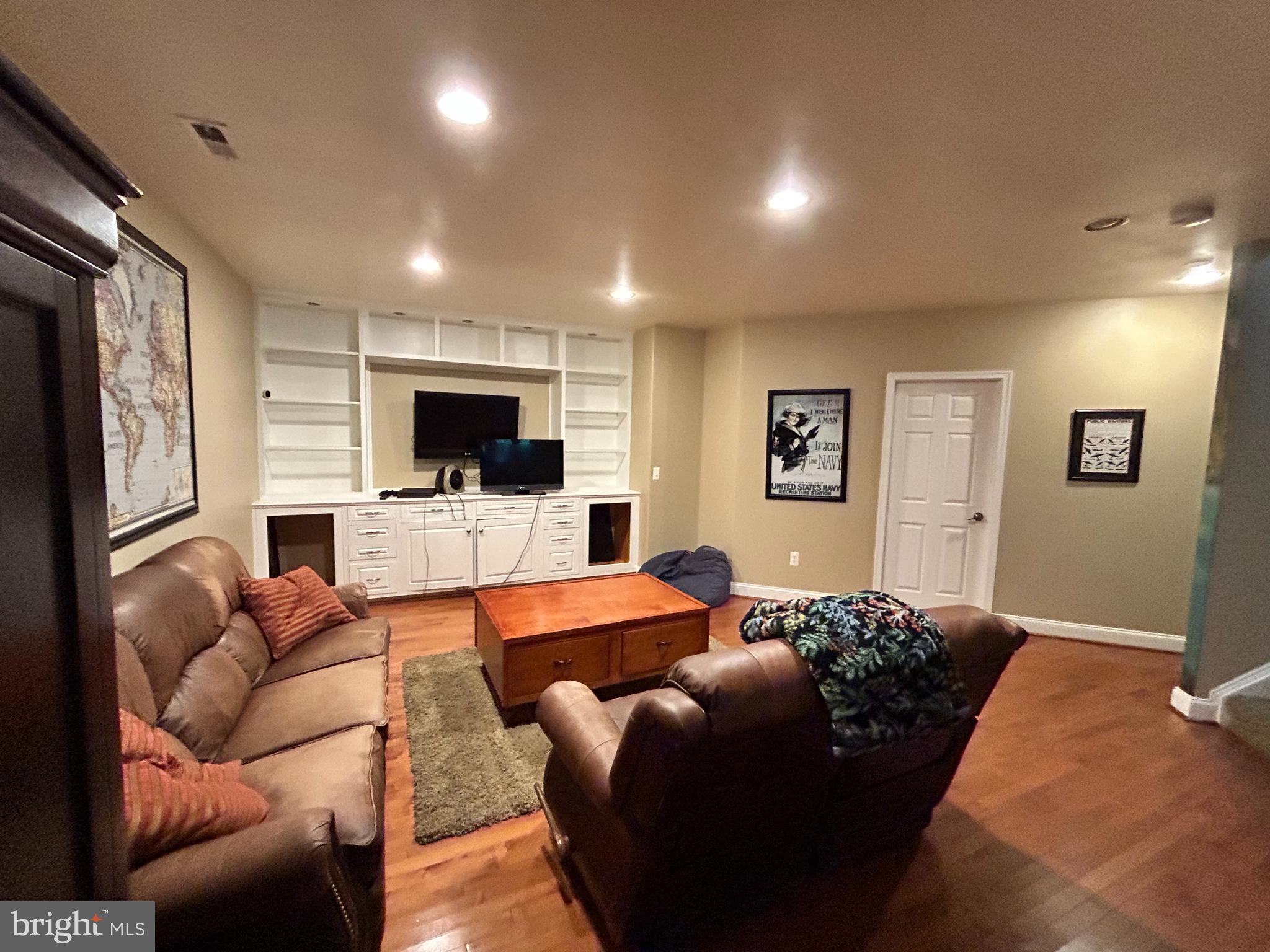 COVENANT CREEK - Residential Lease