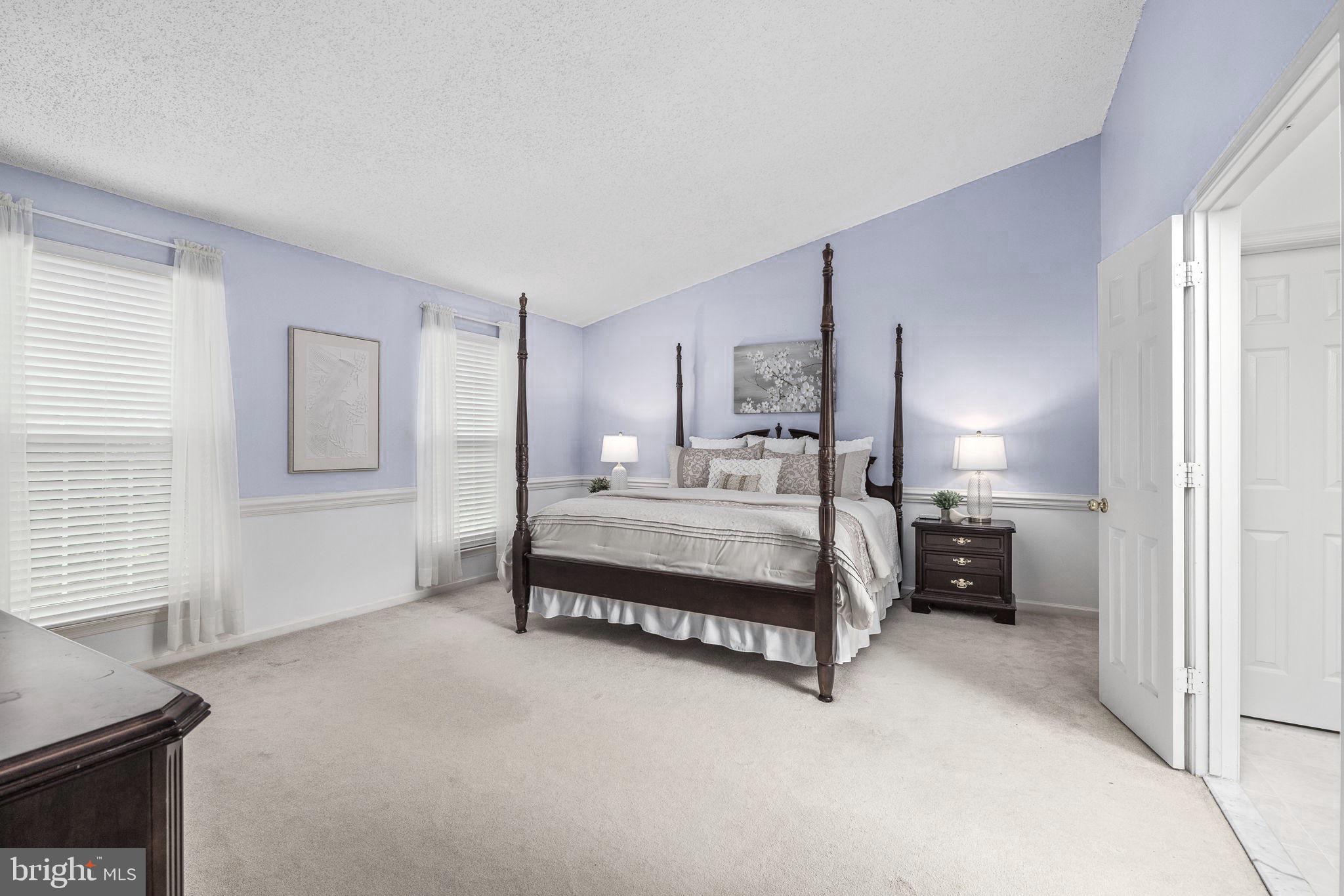 TWIN OAKS FARM - Residential