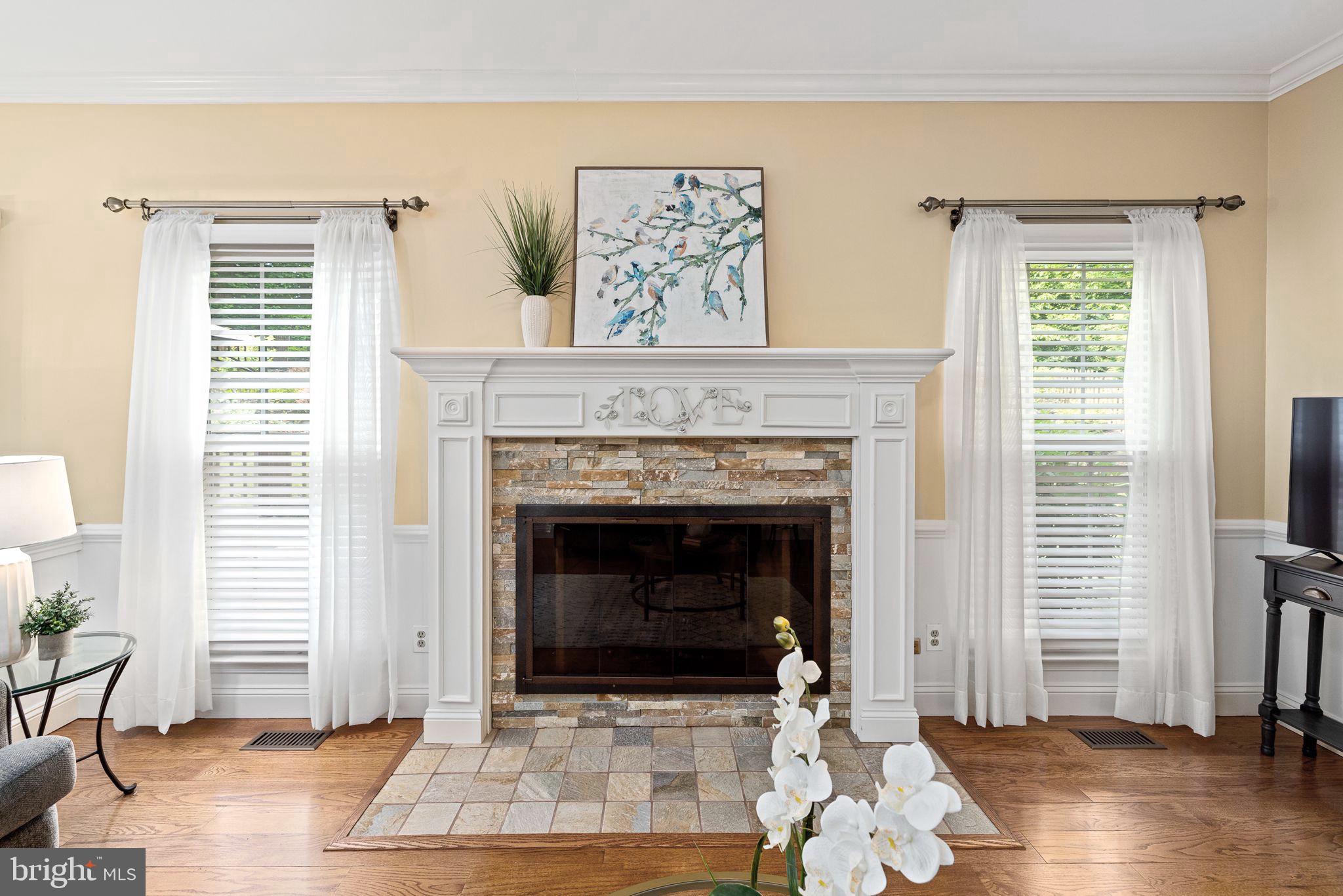 TWIN OAKS FARM - Residential