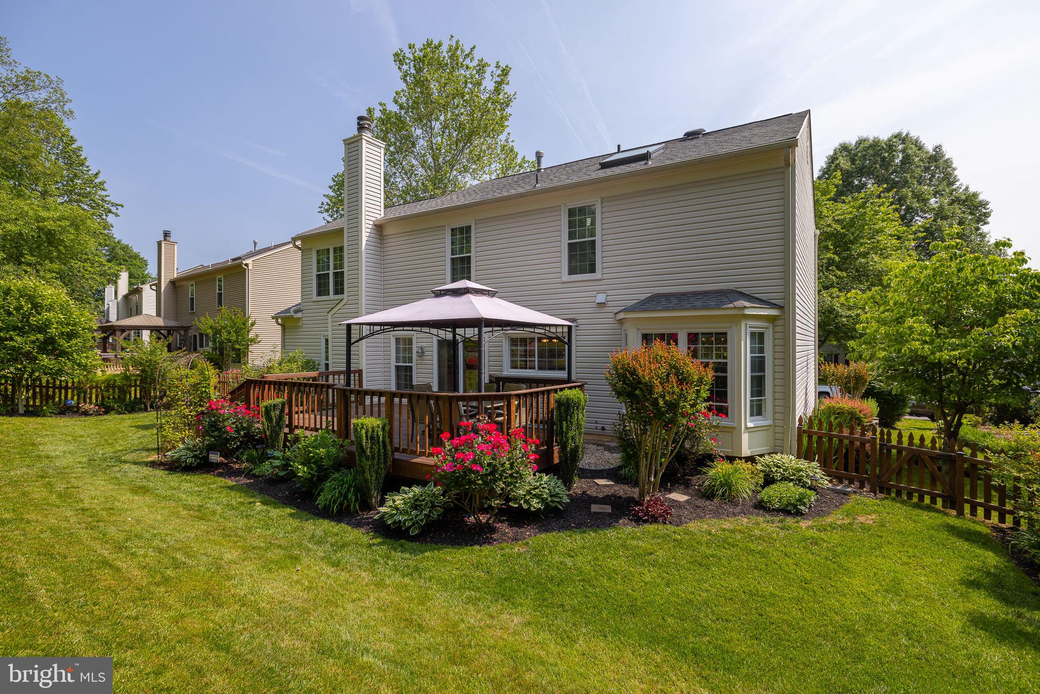 TWIN OAKS FARM - Residential