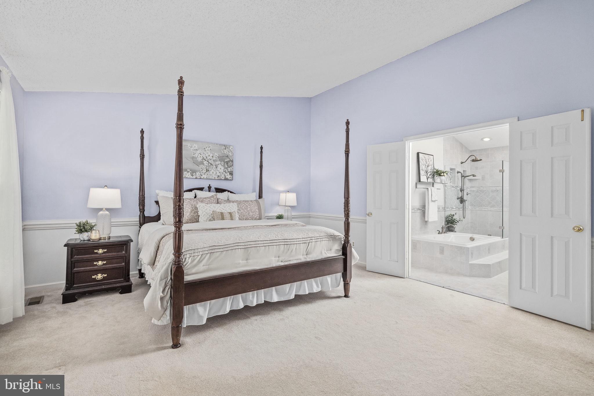 TWIN OAKS FARM - Residential