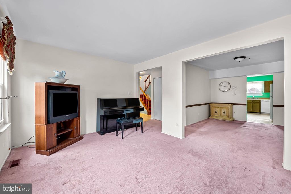 Photo of 9 Menteith Court, BALTIMORE, MD 21236 (MLS # MDBC2140496)