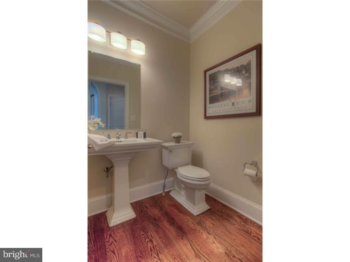 ASHWOOD MANOR - Residential