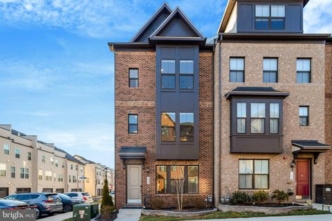 7282 NITTANY LANE ALEXANDRIA VA 22306