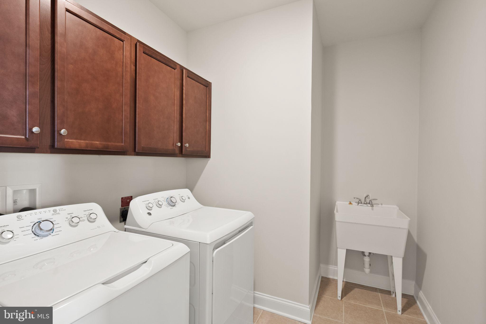 BIRCHWOOD AT BRAMBLETON - Residential