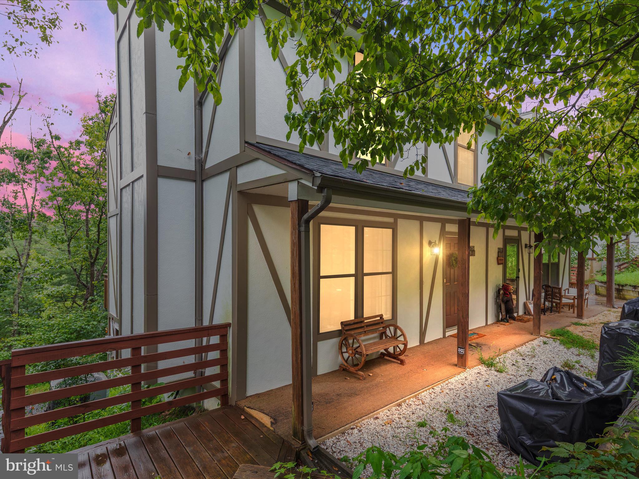 LAKEVIEW - Residential