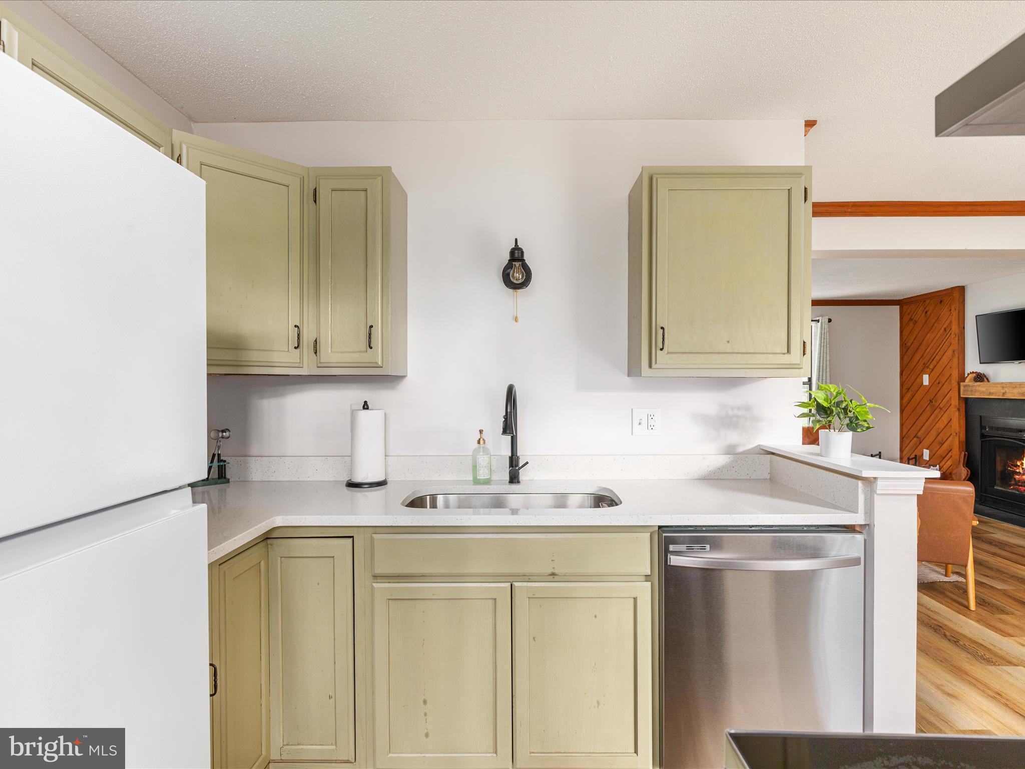 LAKEVIEW - Residential