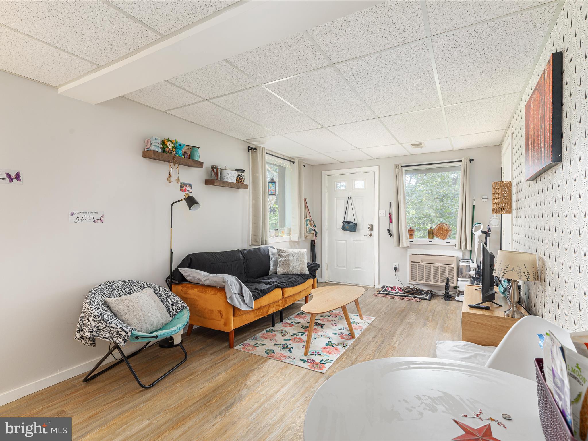 LAKEVIEW - Residential