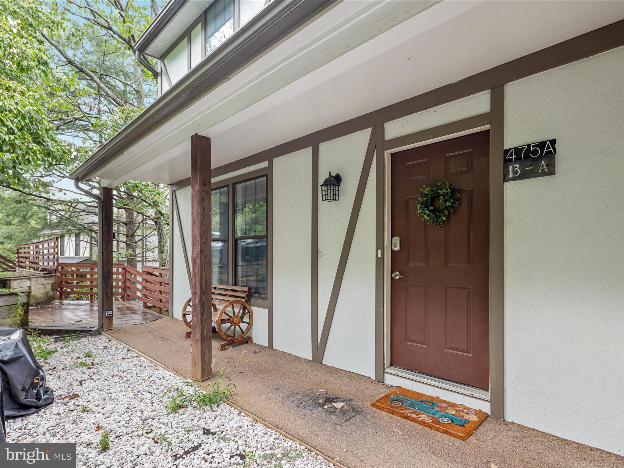 LAKEVIEW - Residential