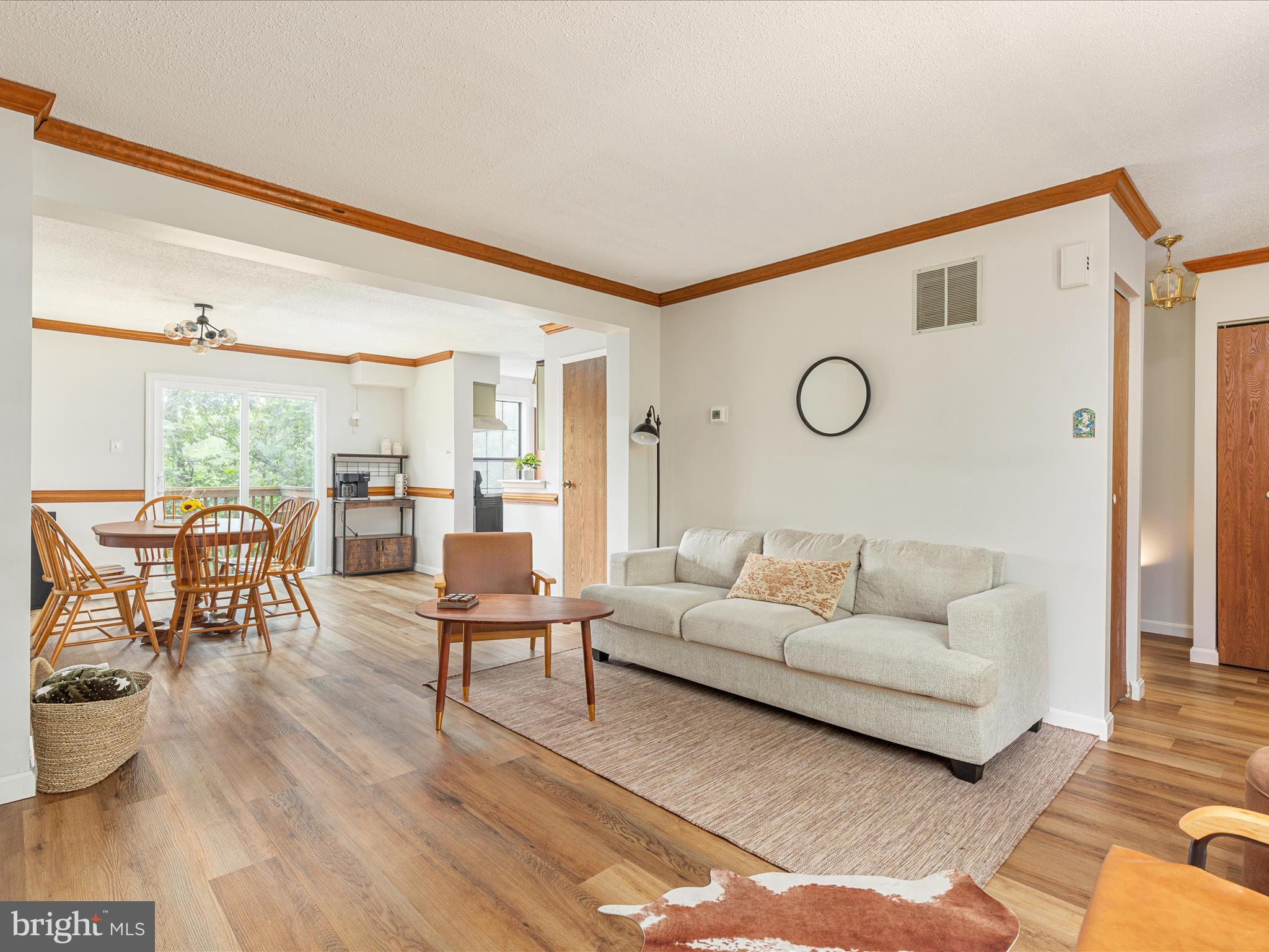 LAKEVIEW - Residential