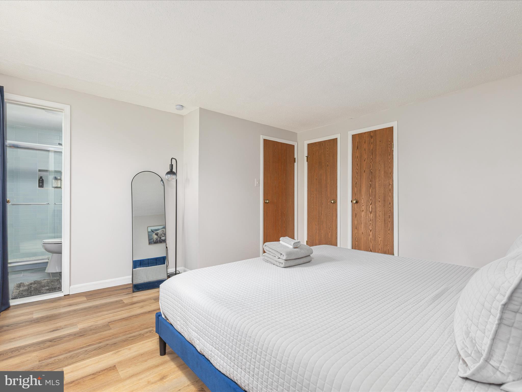 LAKEVIEW - Residential