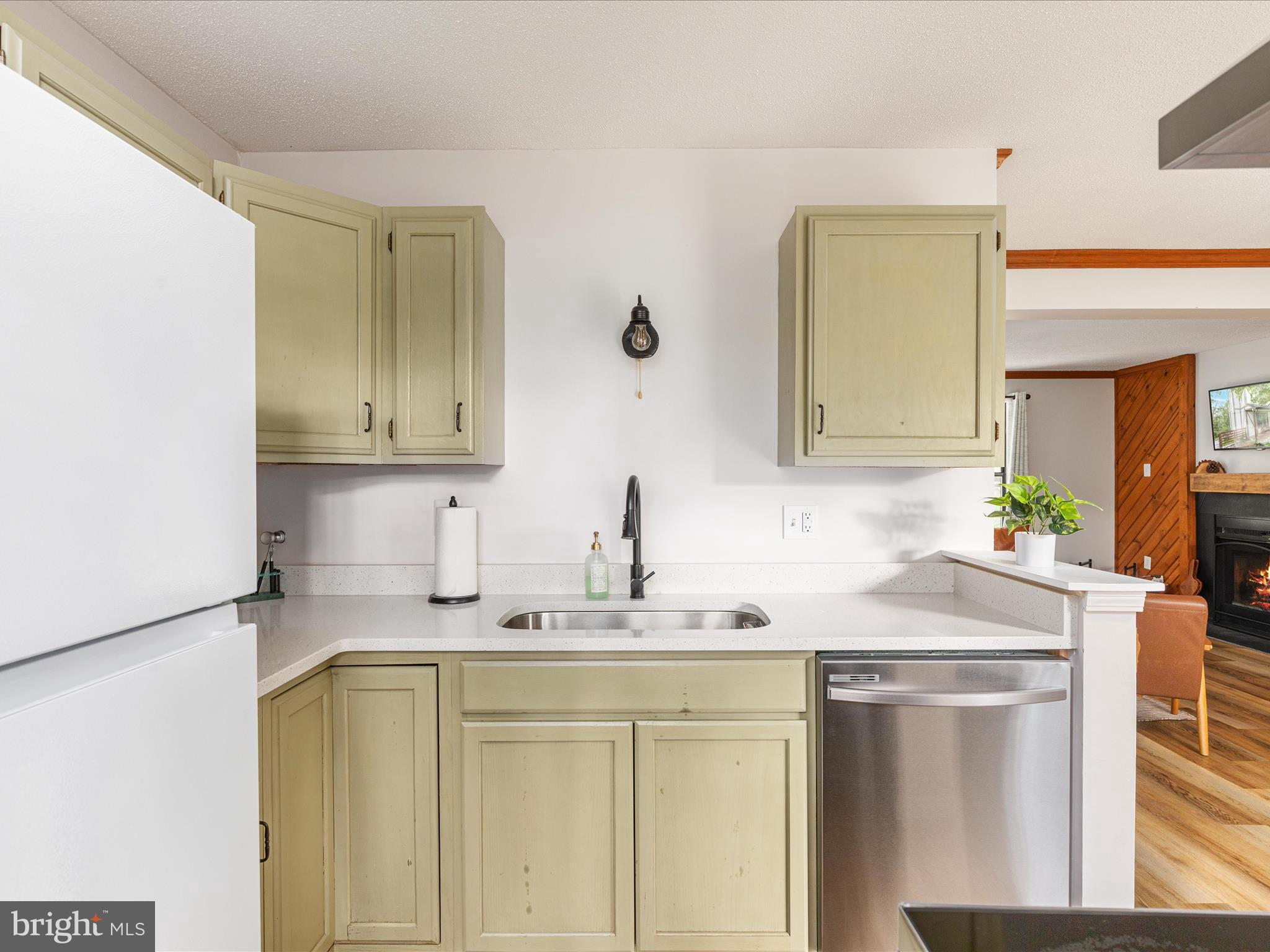 LAKEVIEW - Residential