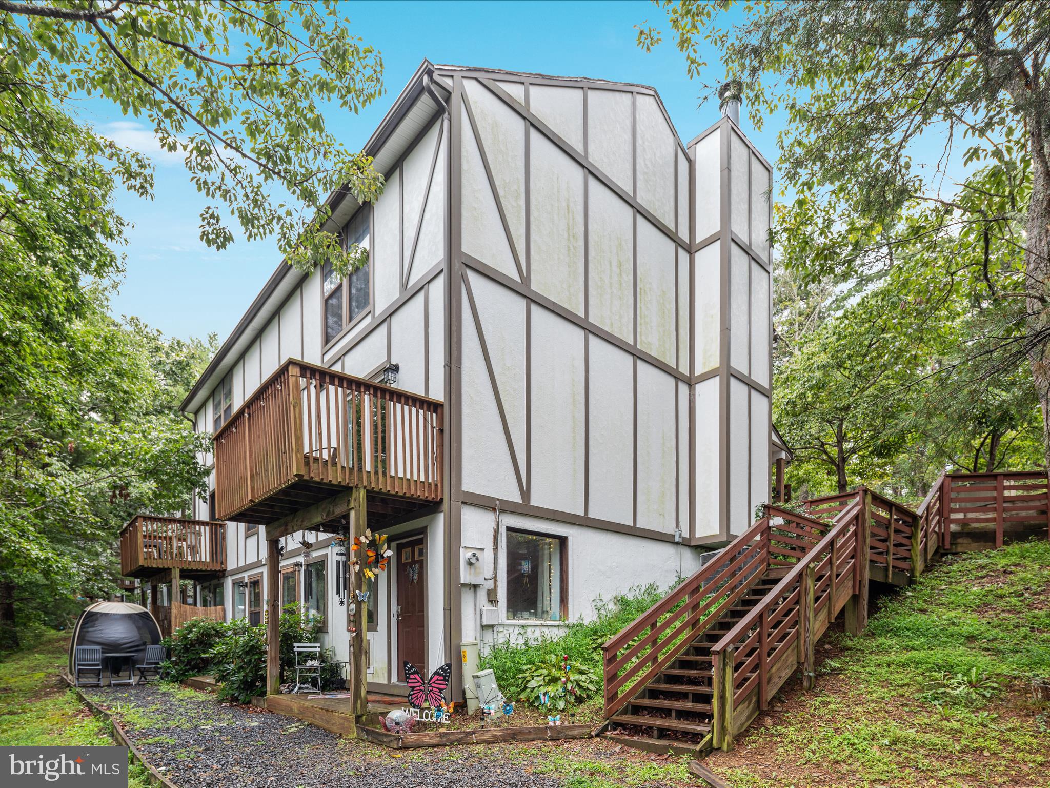 LAKEVIEW - Residential