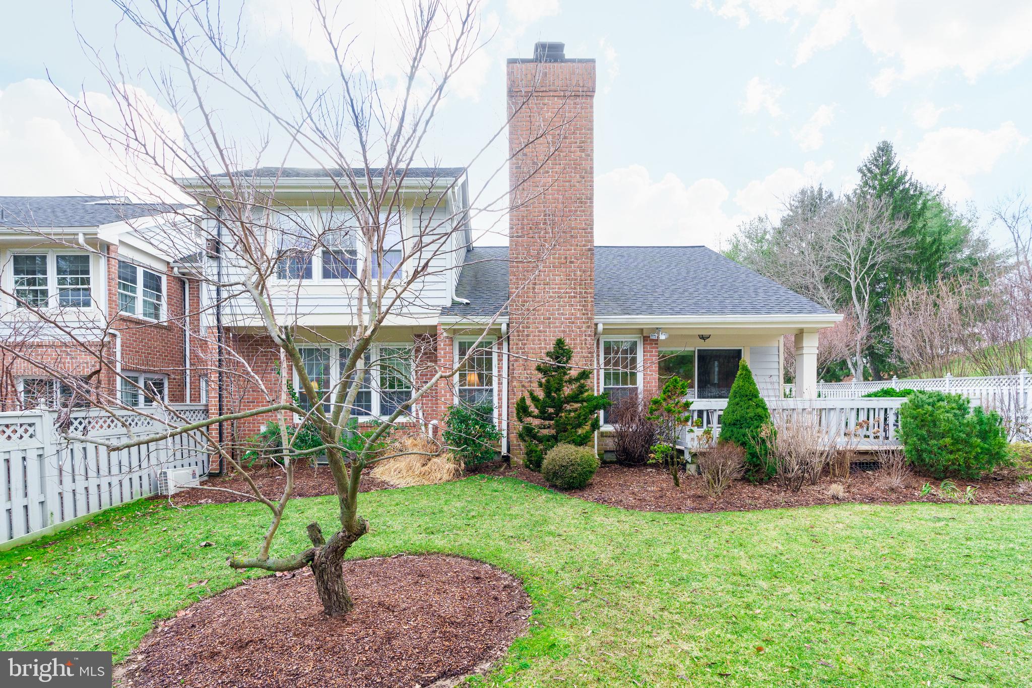 THE MEADOWS OF GREEN SPRING - Residential