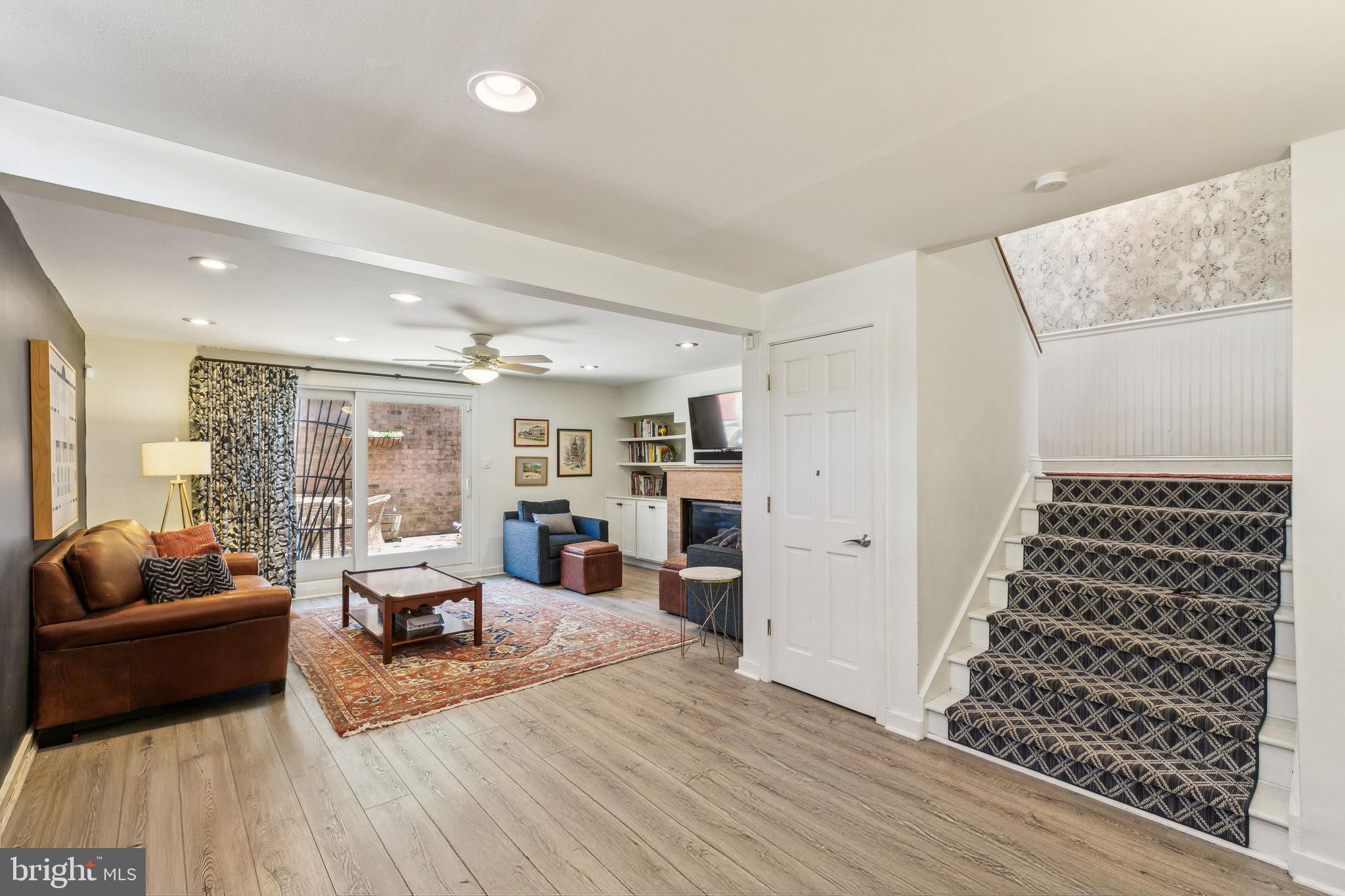 SOCIETY HILL - Residential