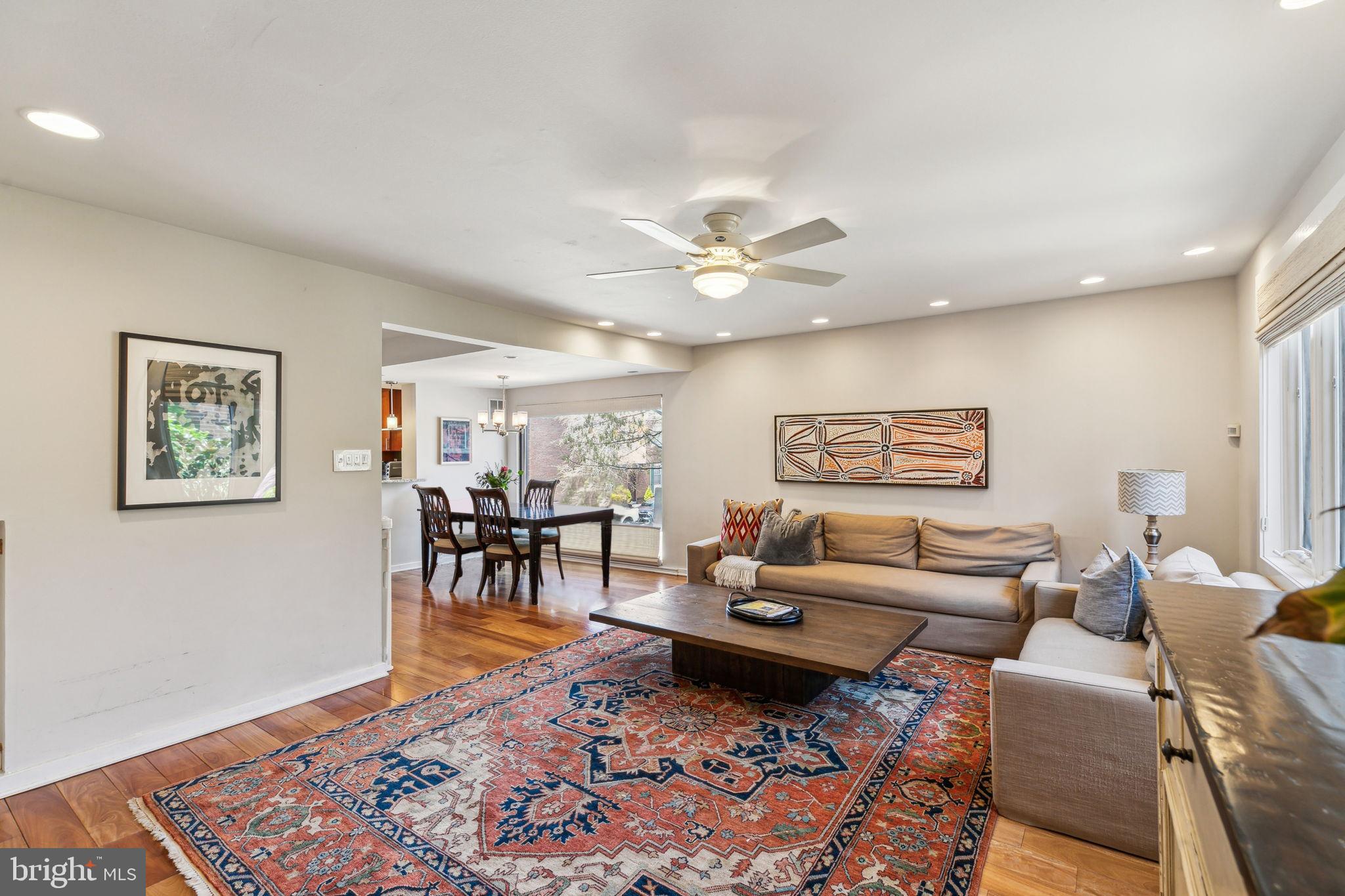 325 S 2ND STREET