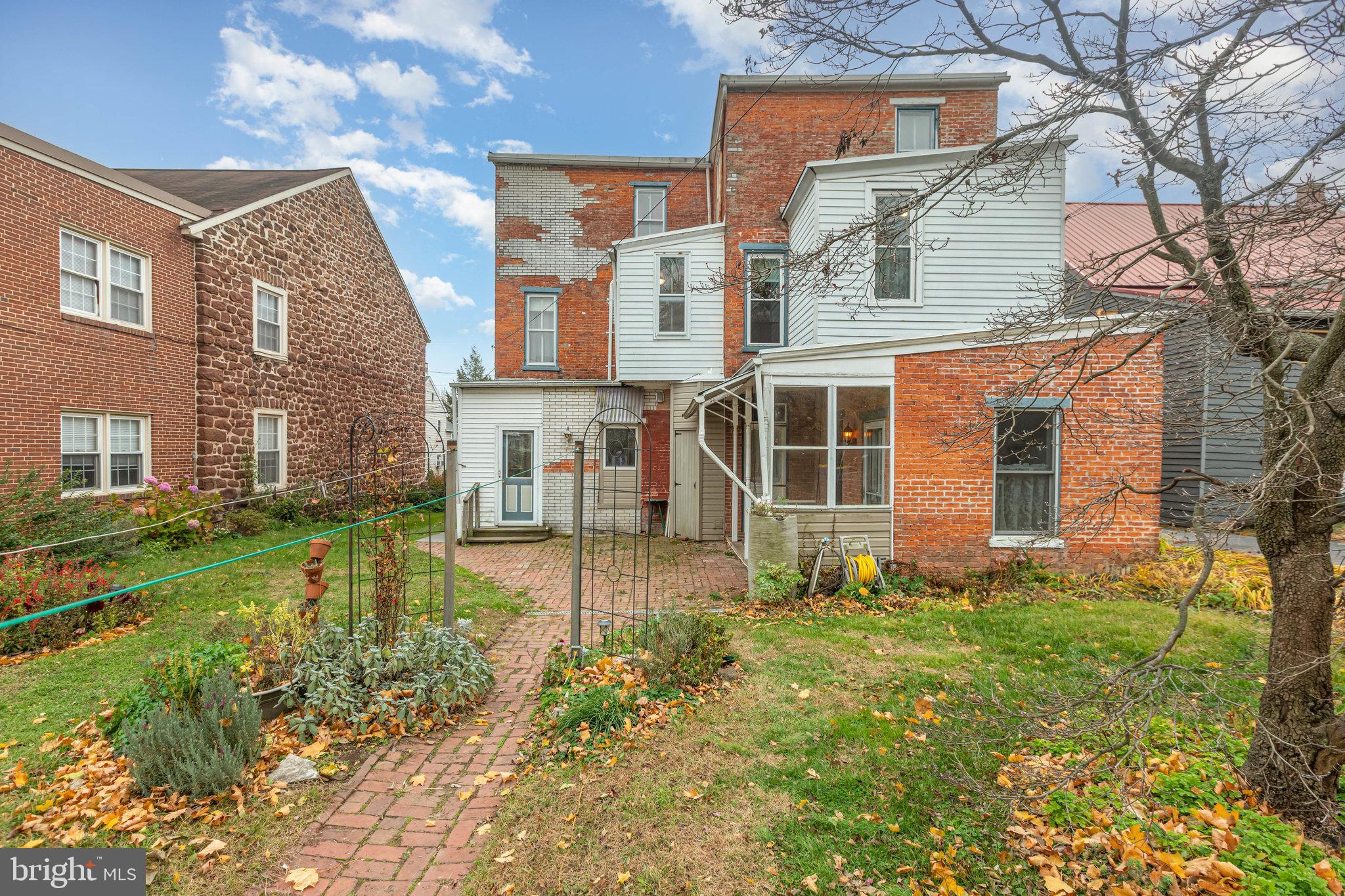 MIDDLETOWN BOROUGH - Residential