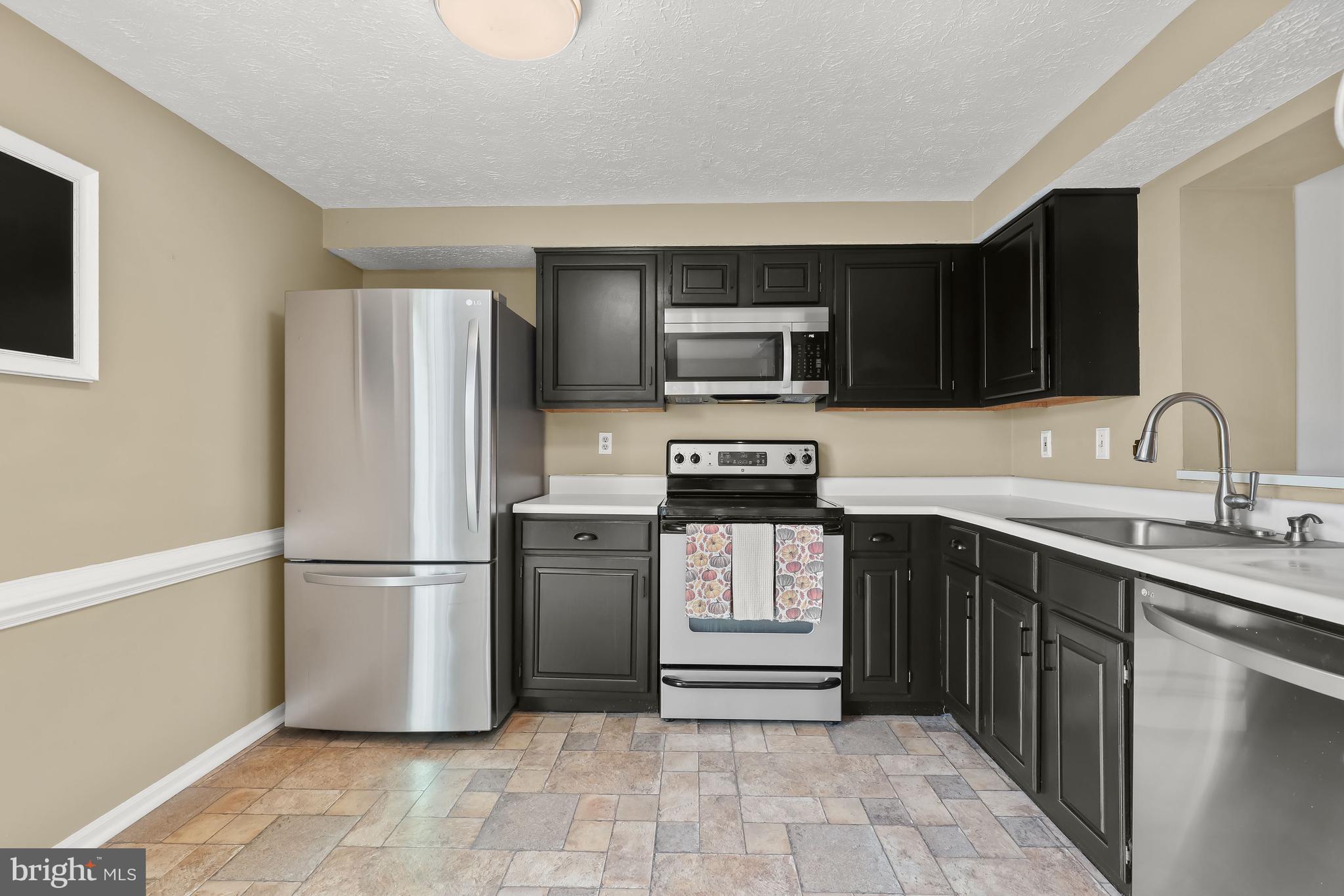 PARKVIEW TRAIL - Residential