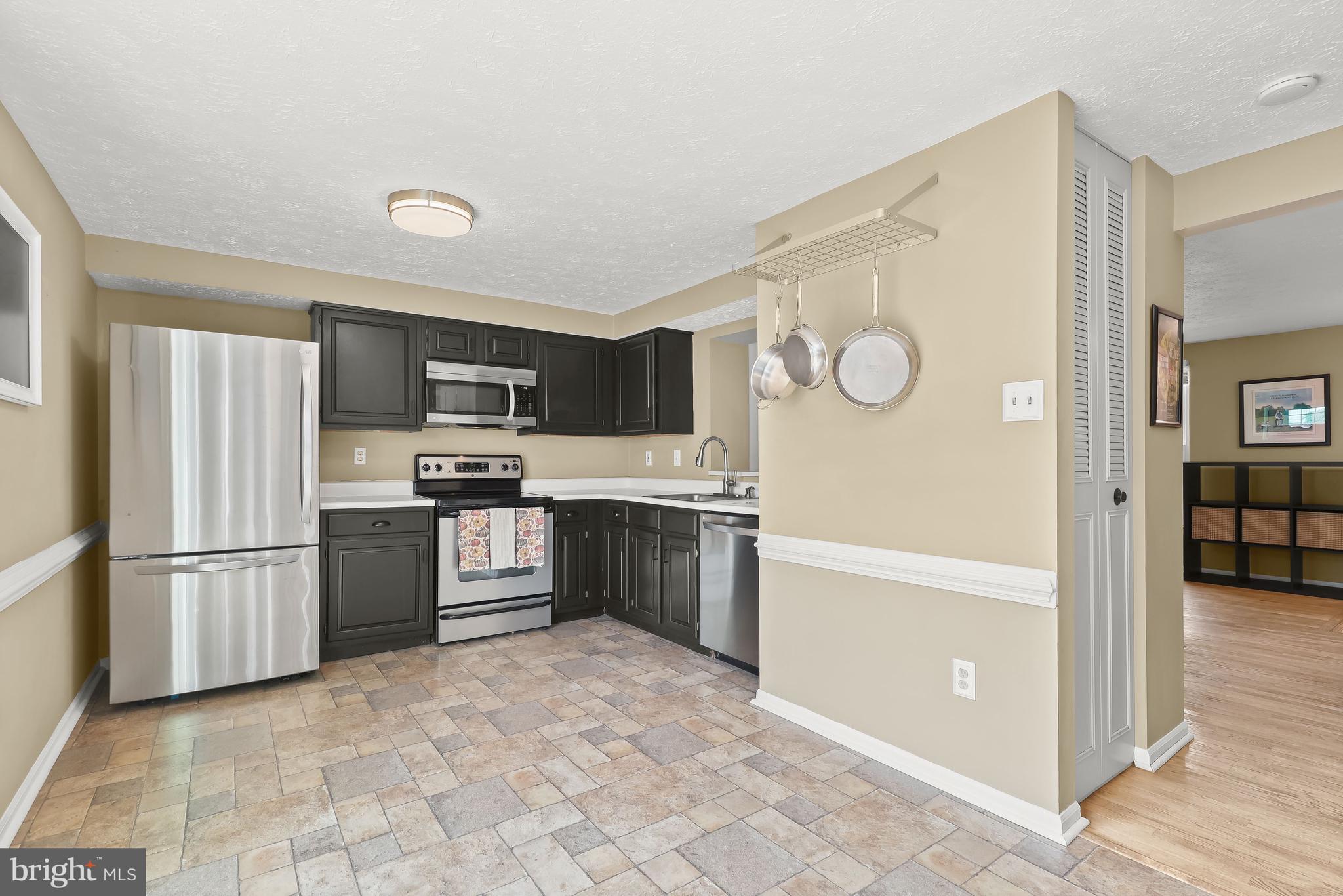 PARKVIEW TRAIL - Residential