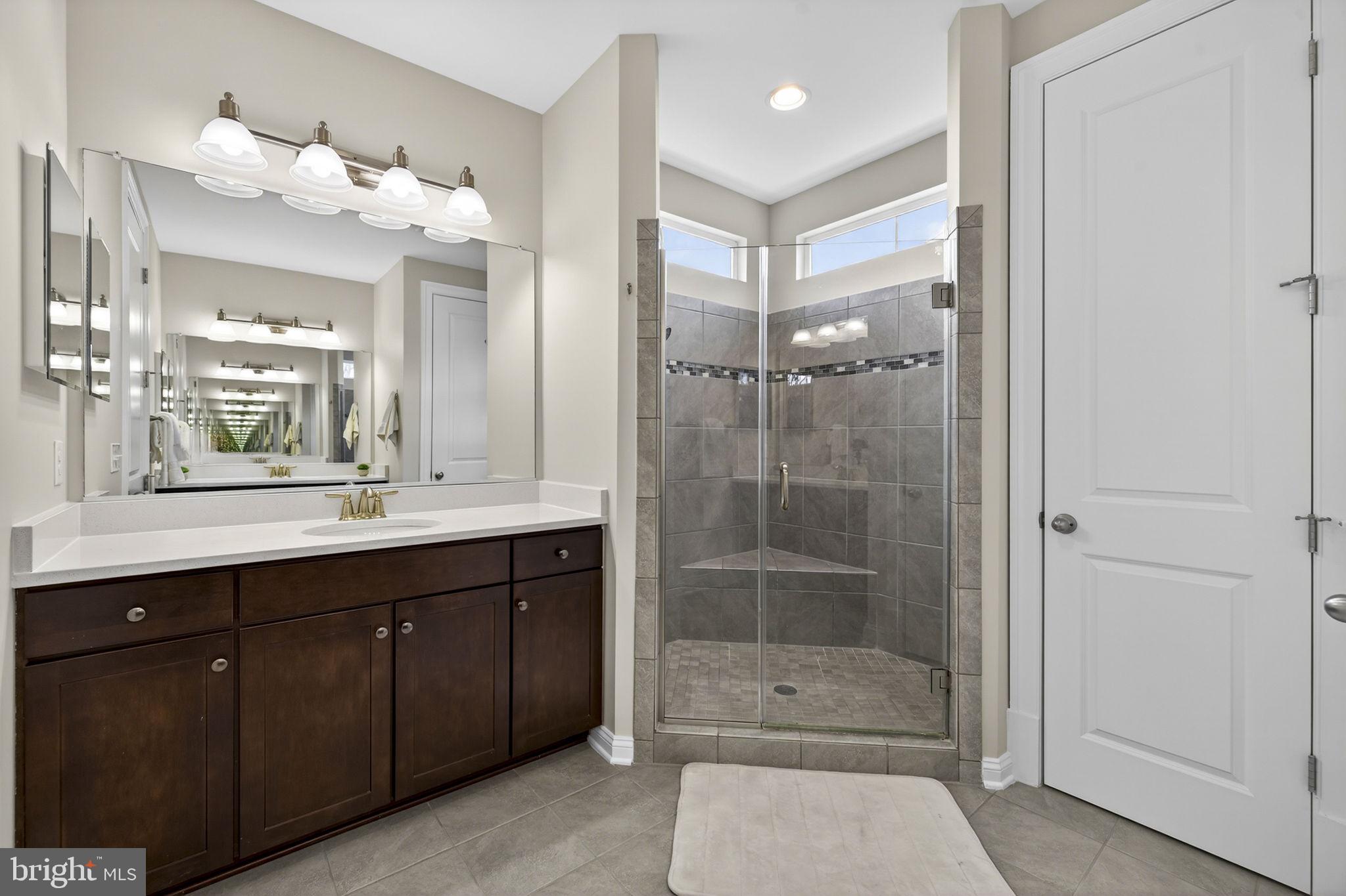 GREENS SOUTH AT WILLOWSF - Residential