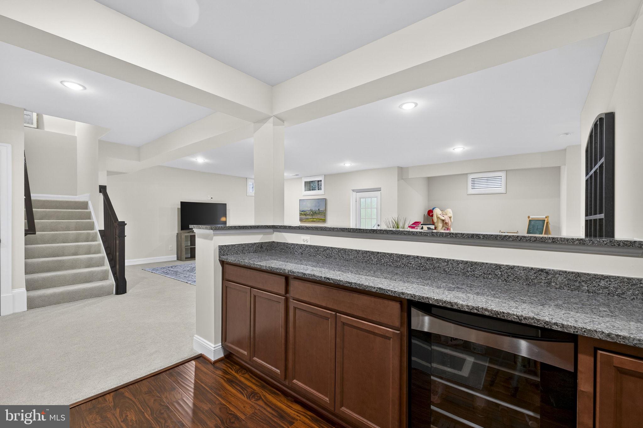 GREENS SOUTH AT WILLOWSF - Residential