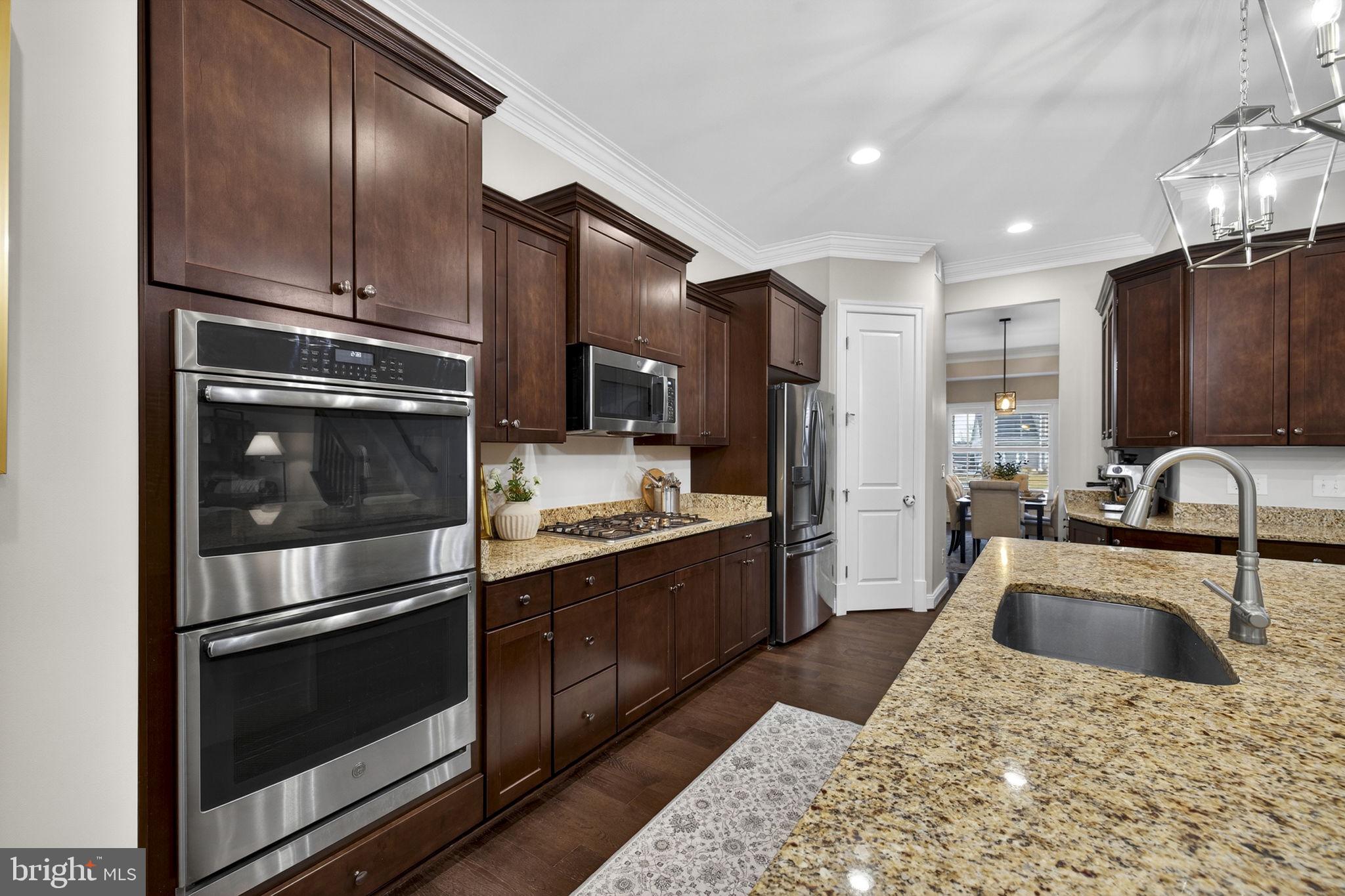 GREENS SOUTH AT WILLOWSF - Residential