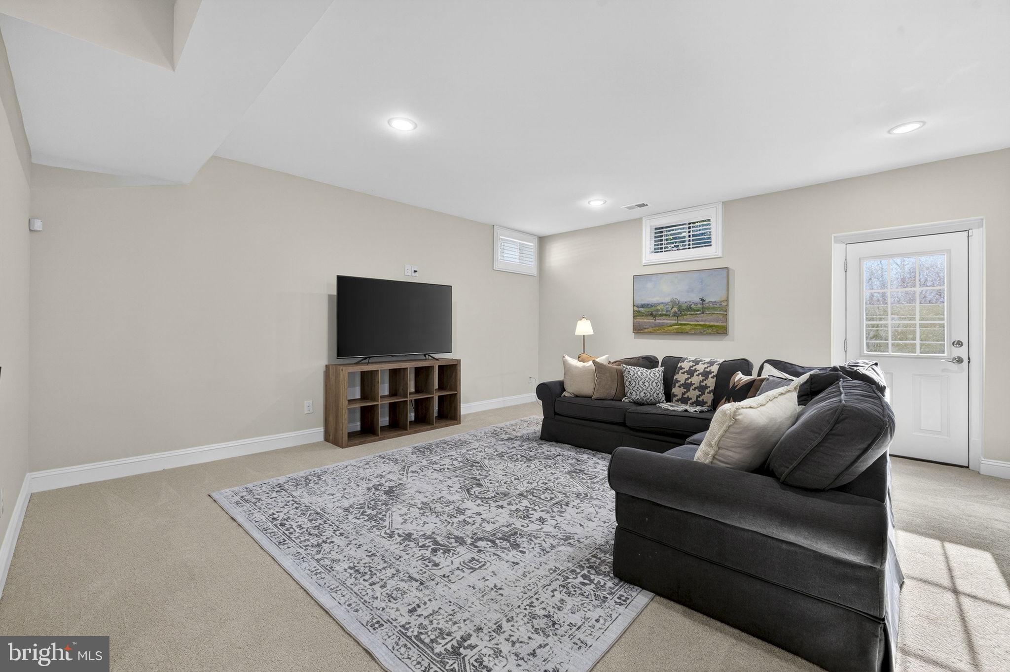 GREENS SOUTH AT WILLOWSF - Residential