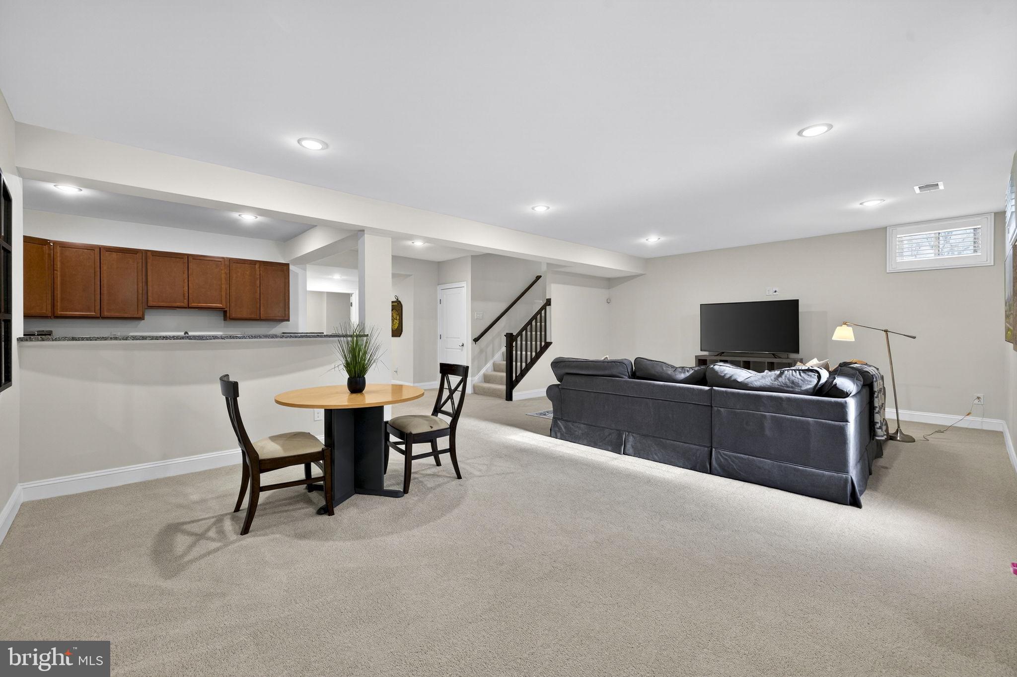 GREENS SOUTH AT WILLOWSF - Residential