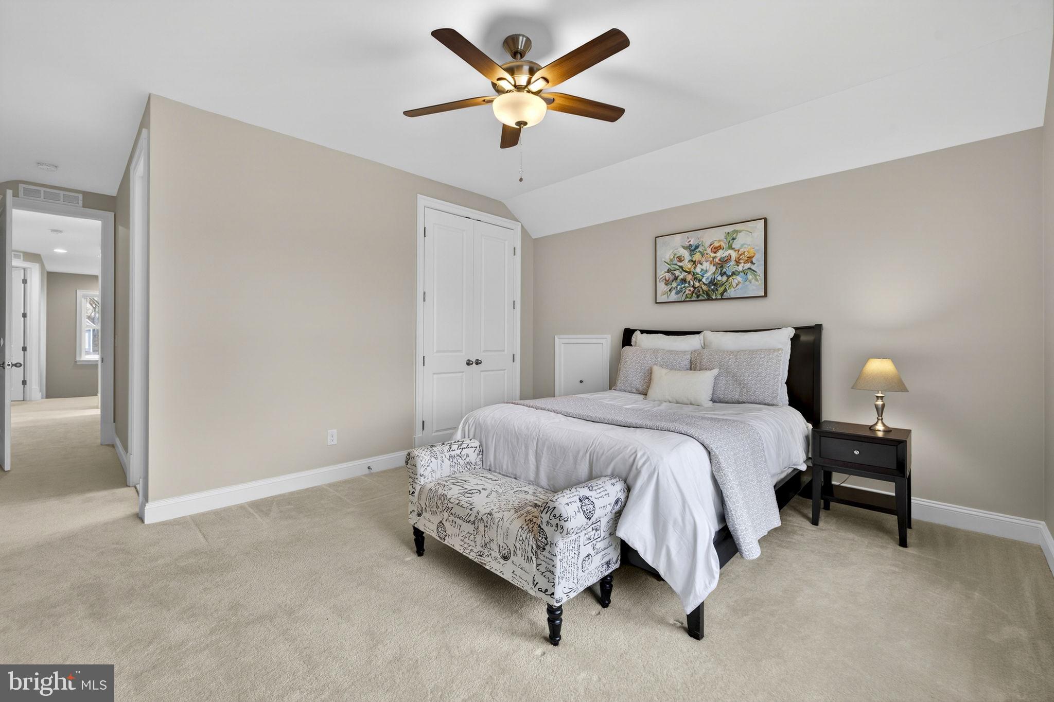 GREENS SOUTH AT WILLOWSF - Residential