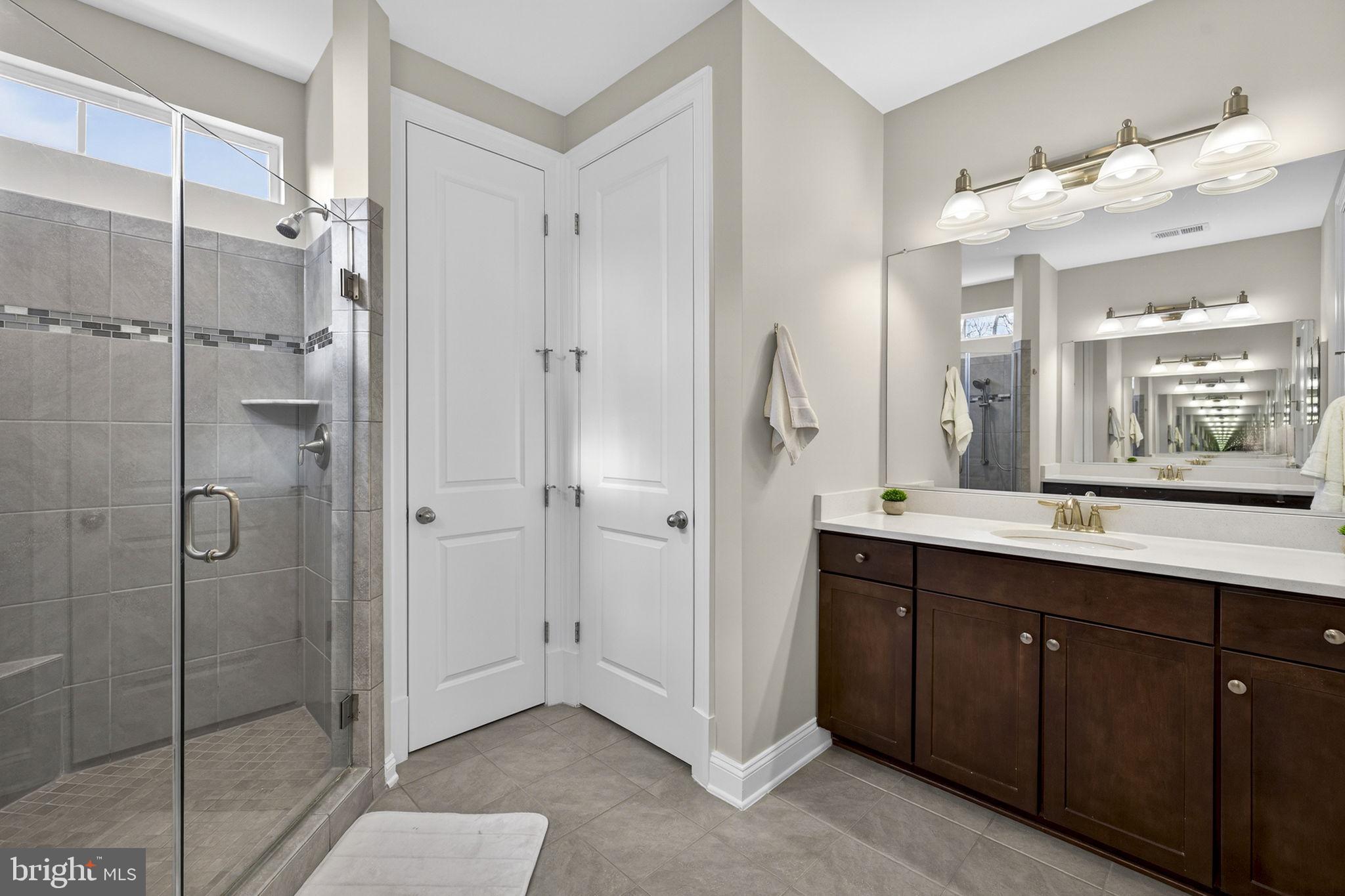 GREENS SOUTH AT WILLOWSF - Residential