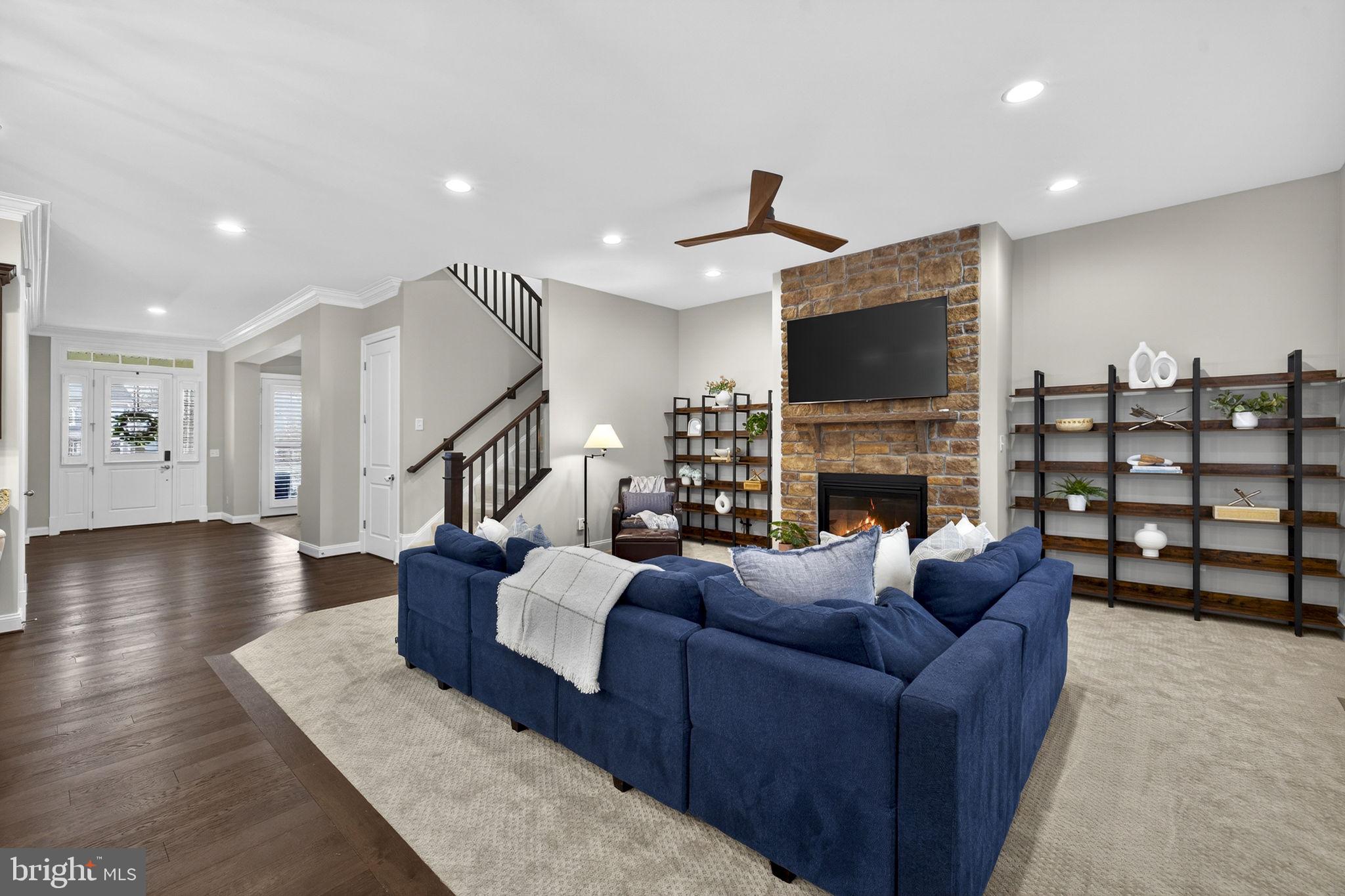 GREENS SOUTH AT WILLOWSF - Residential