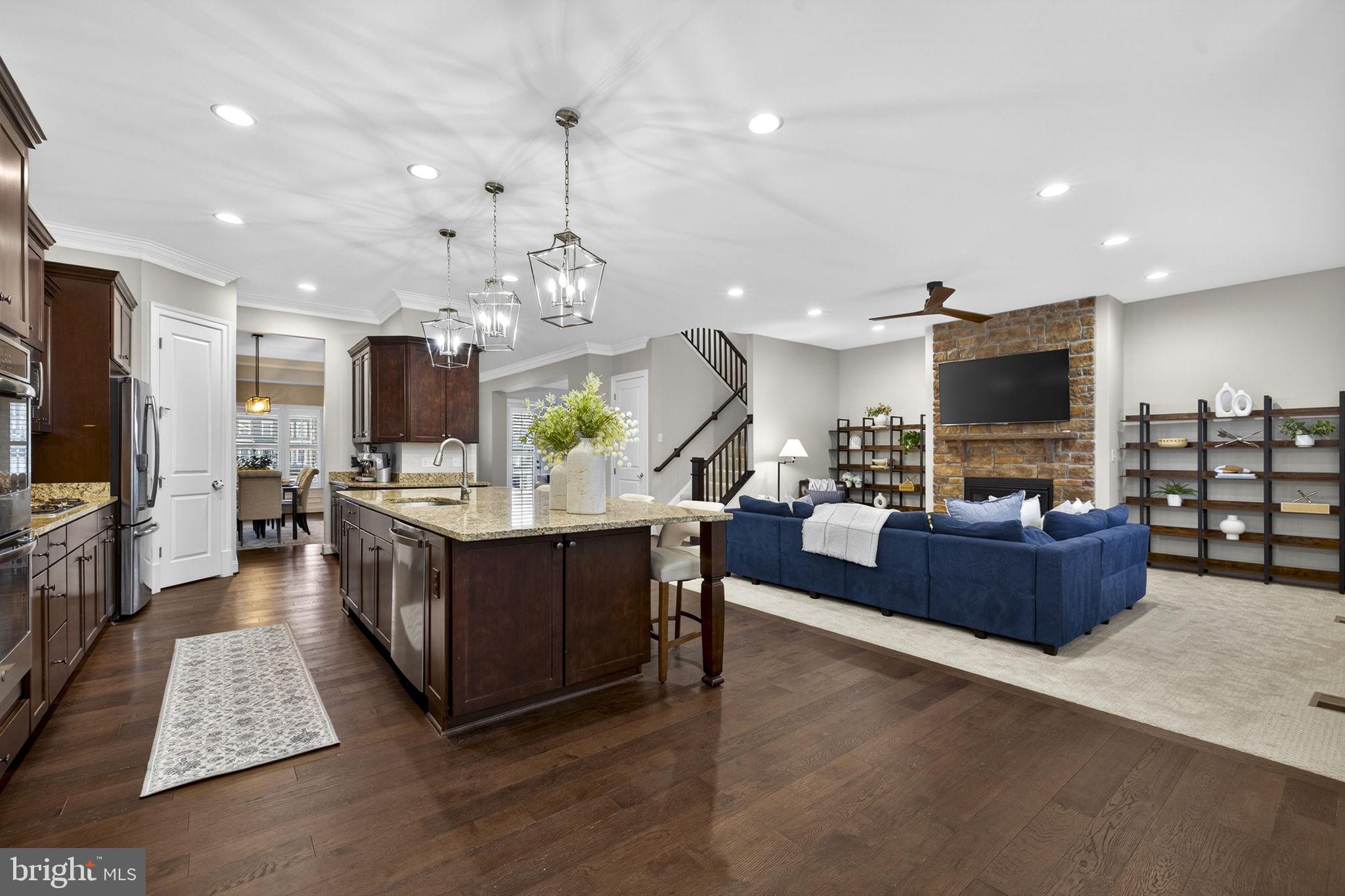 GREENS SOUTH AT WILLOWSF - Residential